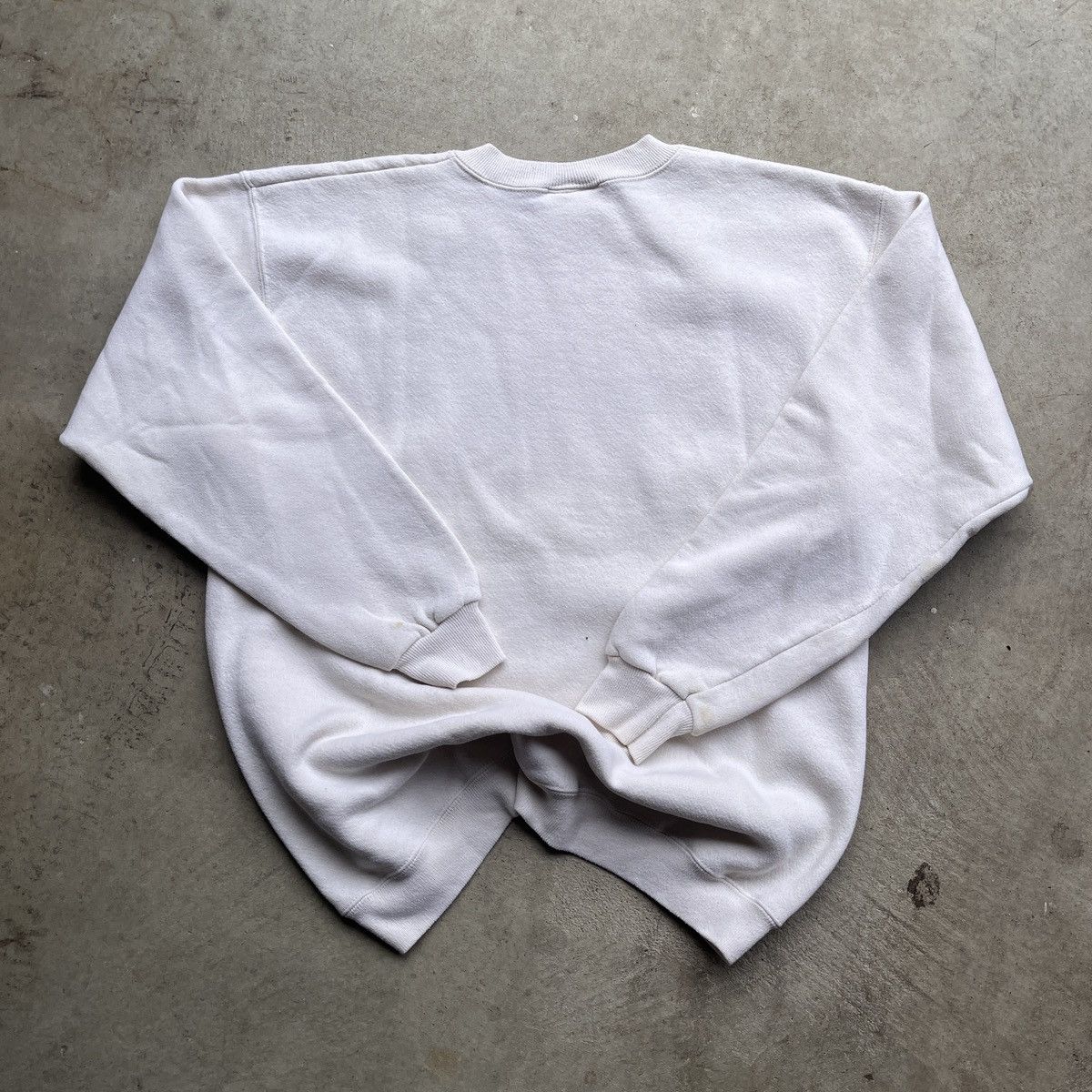 Lee × Vintage Vintage 90’s Made In USA Connecticut Beige Sweatshirt Size US L / EU 52-54 / 3 - 3 Thumbnail