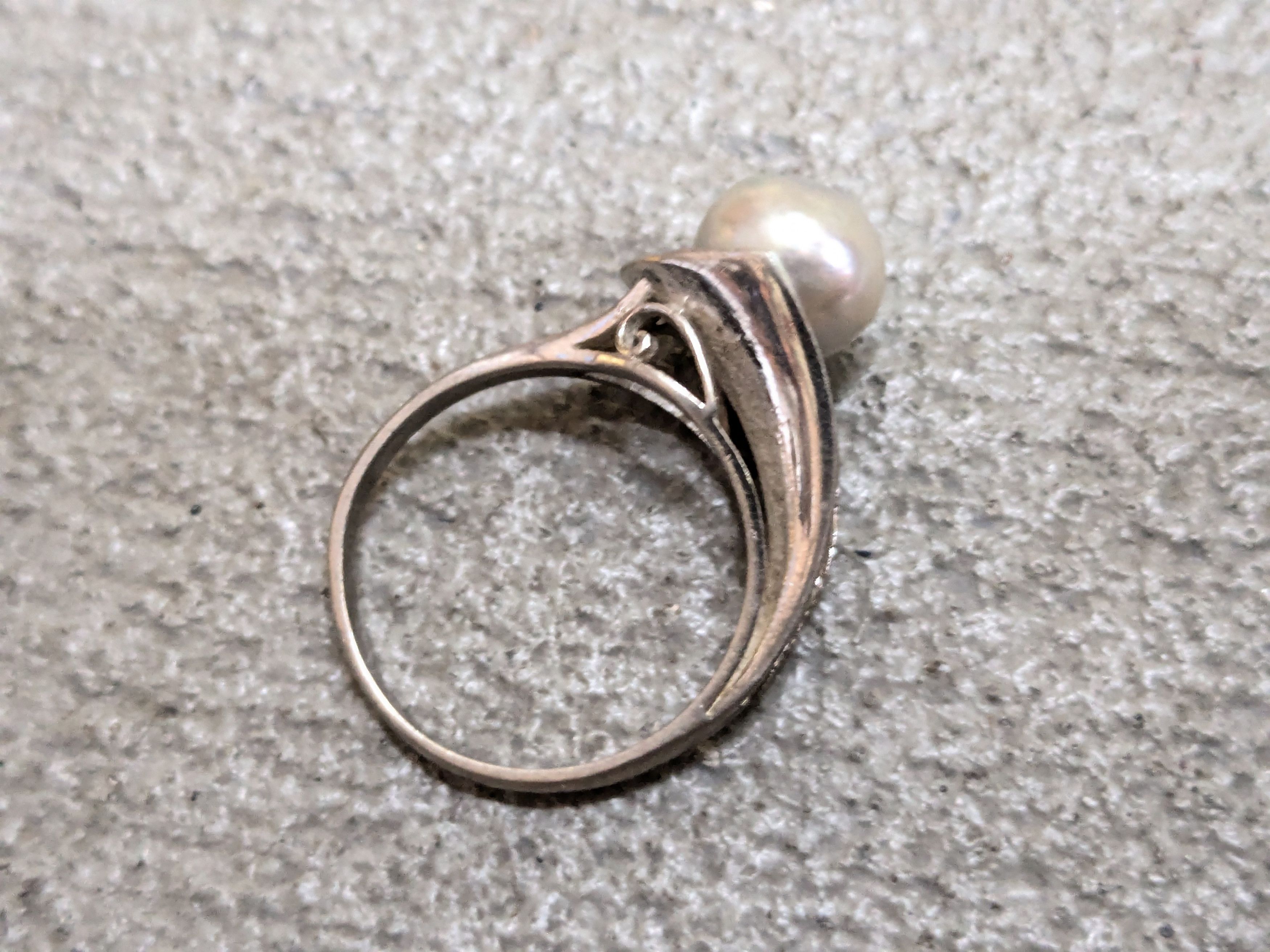 Vintage Vintage Sterling Silver Ring Pearl 6.75 Modern Avant Garde Size ONE SIZE - 5 Thumbnail