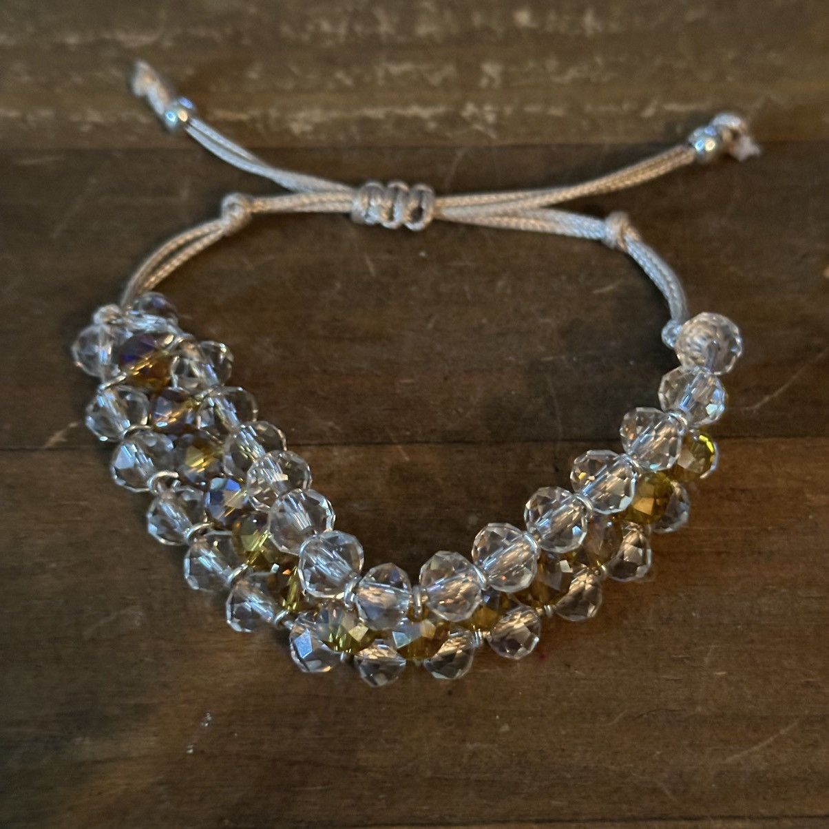 Other Avon multi strand clear topaz glass bead adjustable bracelet Size ONE SIZE - 6 Thumbnail
