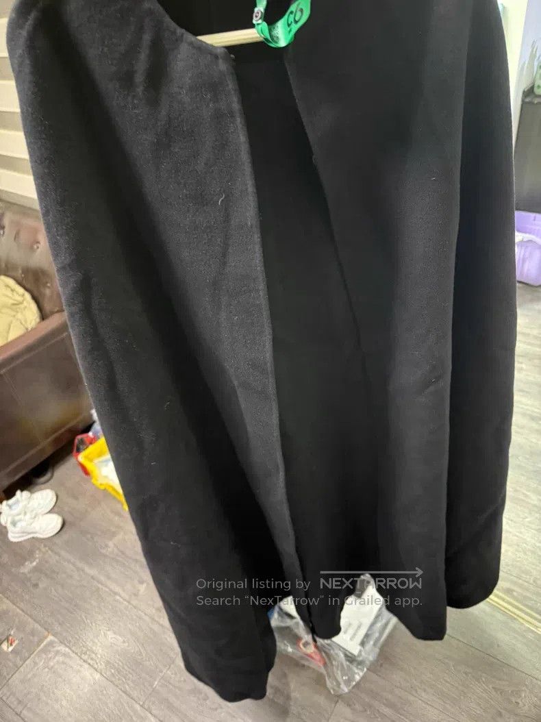 Valentino Valentino Cashmere cape Size XXS / US 00 / IT 34 - 2 Thumbnail