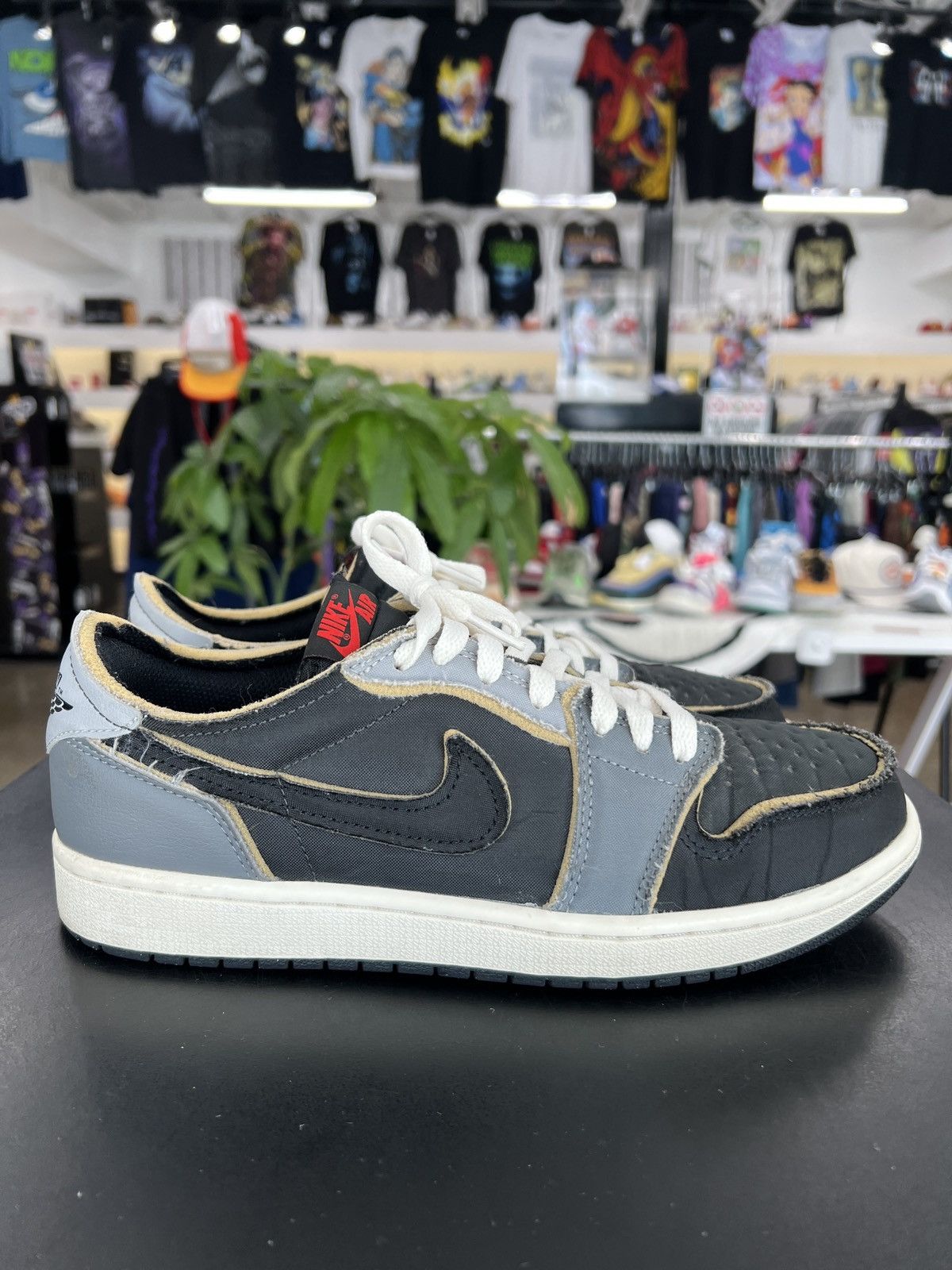 Jordan Brand Air Jordan 1 Low Black Smoke Grey Size 8.5 (2022) Size US 8.5 / EU 41-42 - 6 Thumbnail
