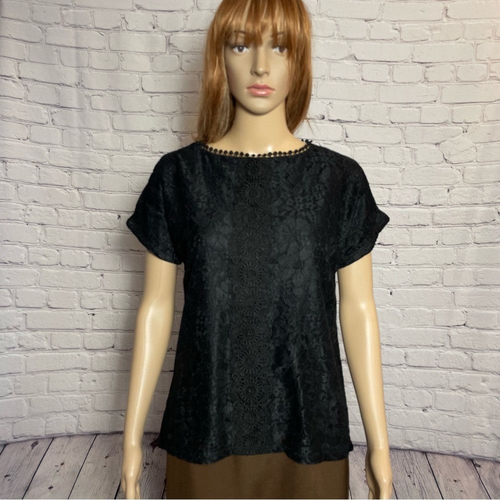 Other NWT New Cable & Gauge Lace Short Sleeve Black Top Size M Size M / US 6-8 / IT 42-44 - 1 Thumbnail