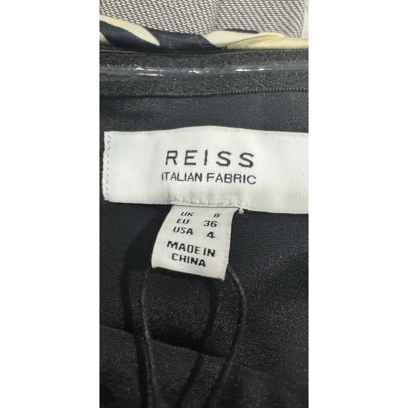 Reiss REISS Hallie Printed Halter Neck Maxi Dress in Black/White Size S / US 4 / IT 40 - 10 Thumbnail