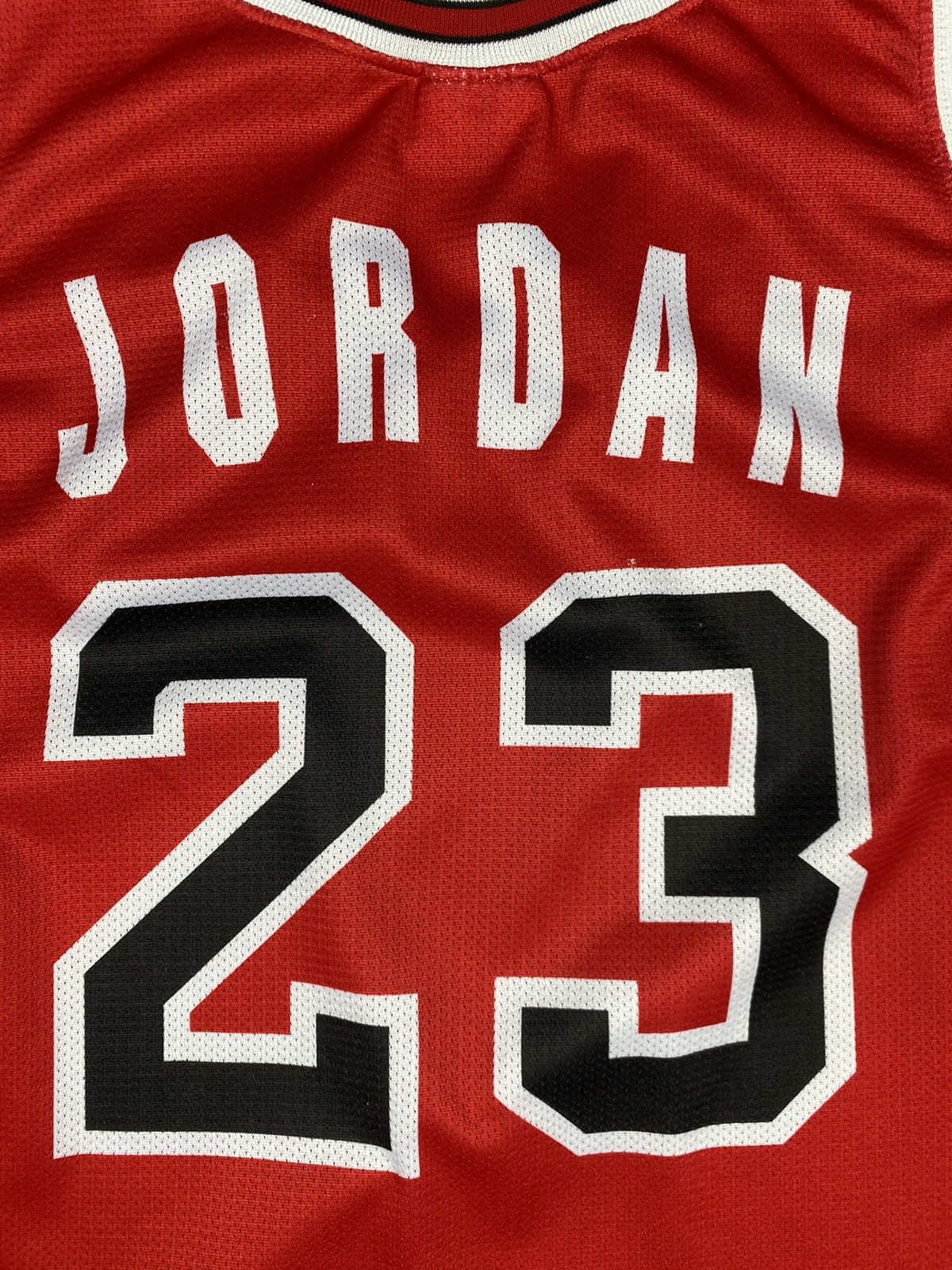 Champion × NBA × Vintage Vintage Champion Chicago Bulls Jordan 23 Jersey Tee Size US XXL / EU 58 / 5 - 10 Thumbnail