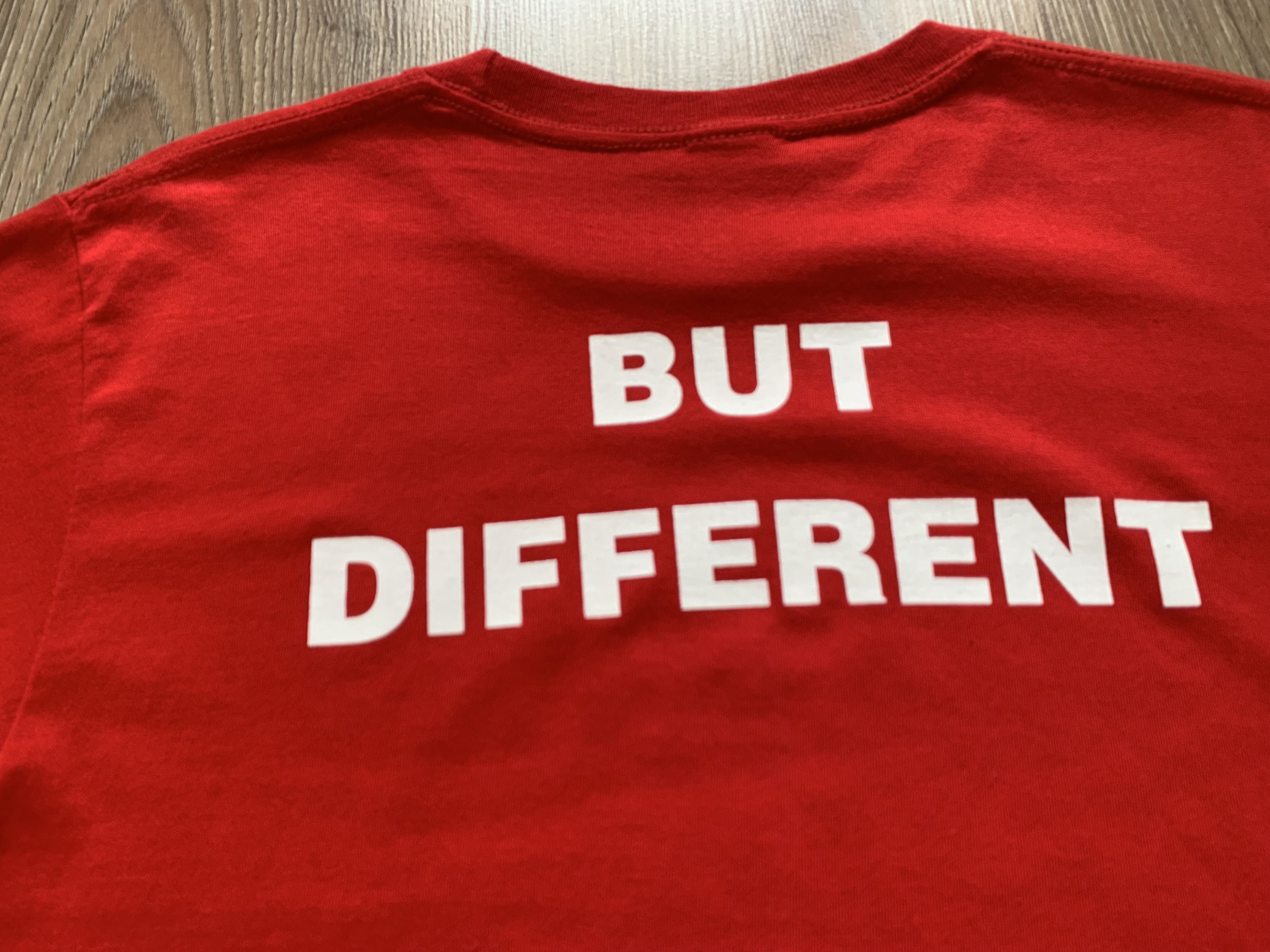 Best Made Vintage Same Same But Different Comic Humor T Shirt Size US L / EU 52-54 / 3 - 4 Thumbnail
