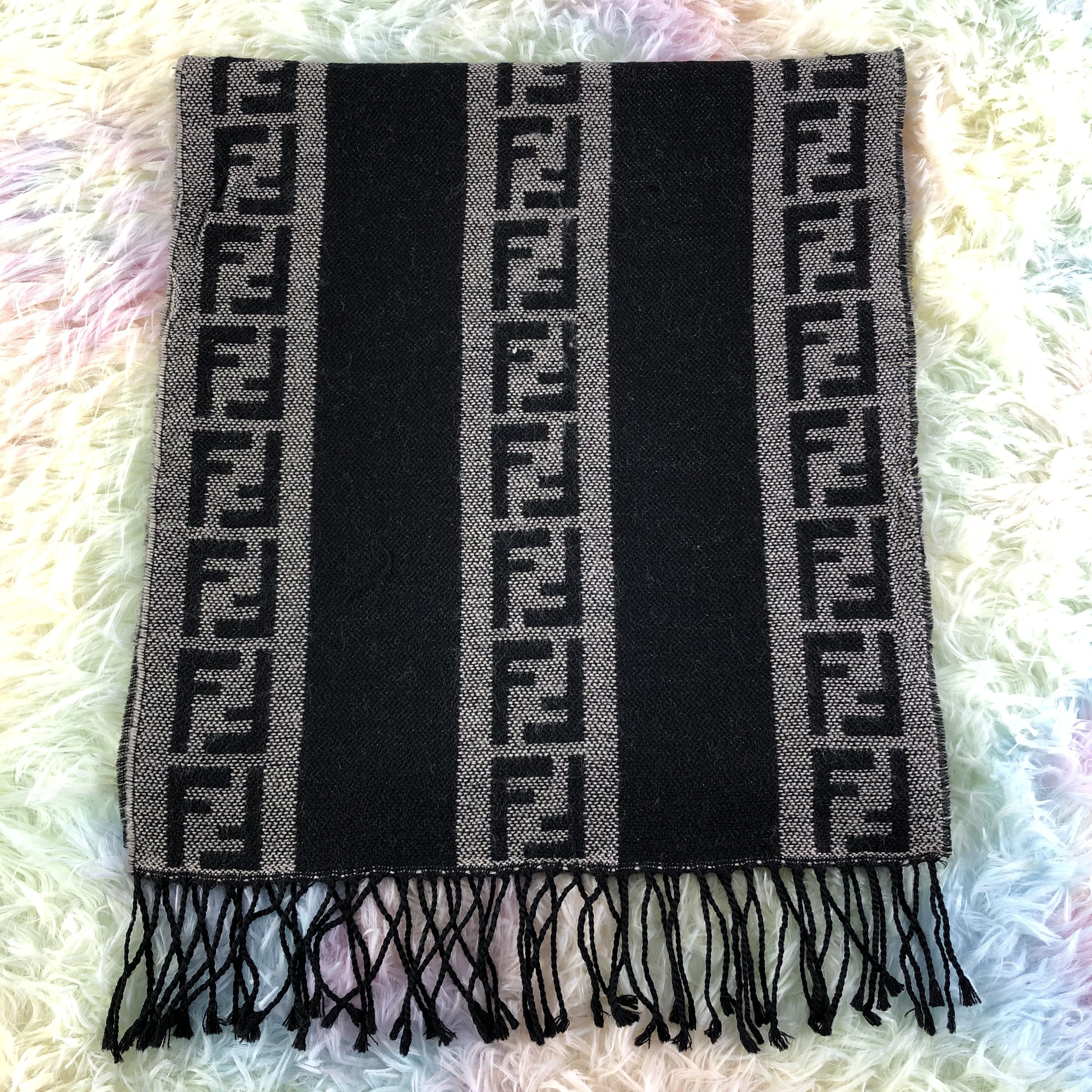 Vintage Fendi Scarf / Muffler / Neckwear Size ONE SIZE - 2 Thumbnail