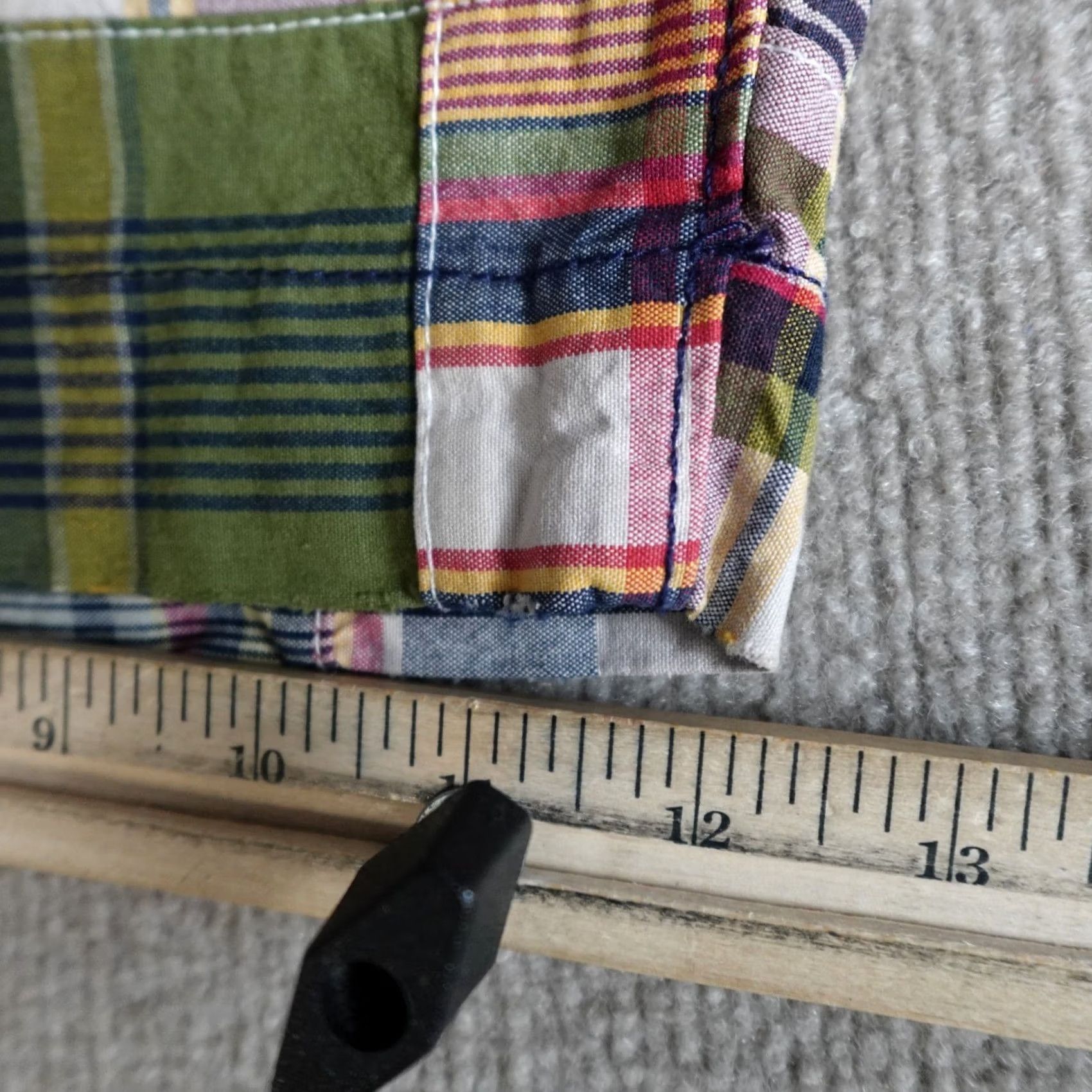 American Eagle Outfitters American Eagle Outfitters Shorts 34 Beige Plaid 100% Cotton 10" in Patchwork Y2K Size US 34 / EU 50 - 6 Thumbnail