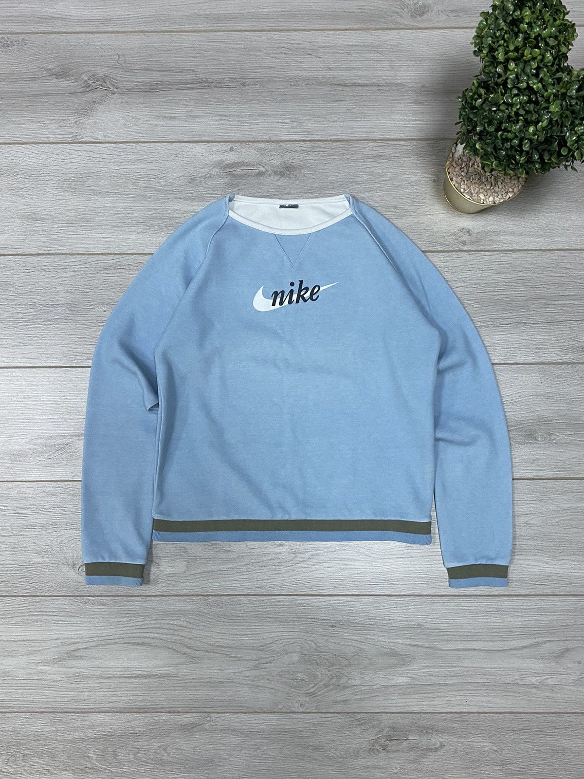 Nike Nike vintage big logo swoosh sweatshirt Size US M / EU 48-50 / 2 - 2 Thumbnail