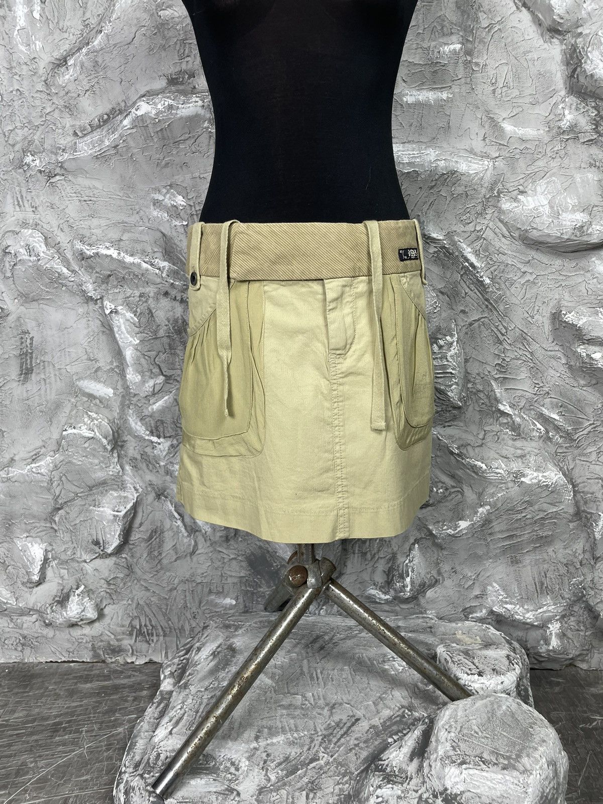 Diesel × Japanese Brand Diesel Vintage Y2K Japanese Style Silk Pocket Mini Skirt Size 27" / US 4 / IT 40 - 4 Thumbnail