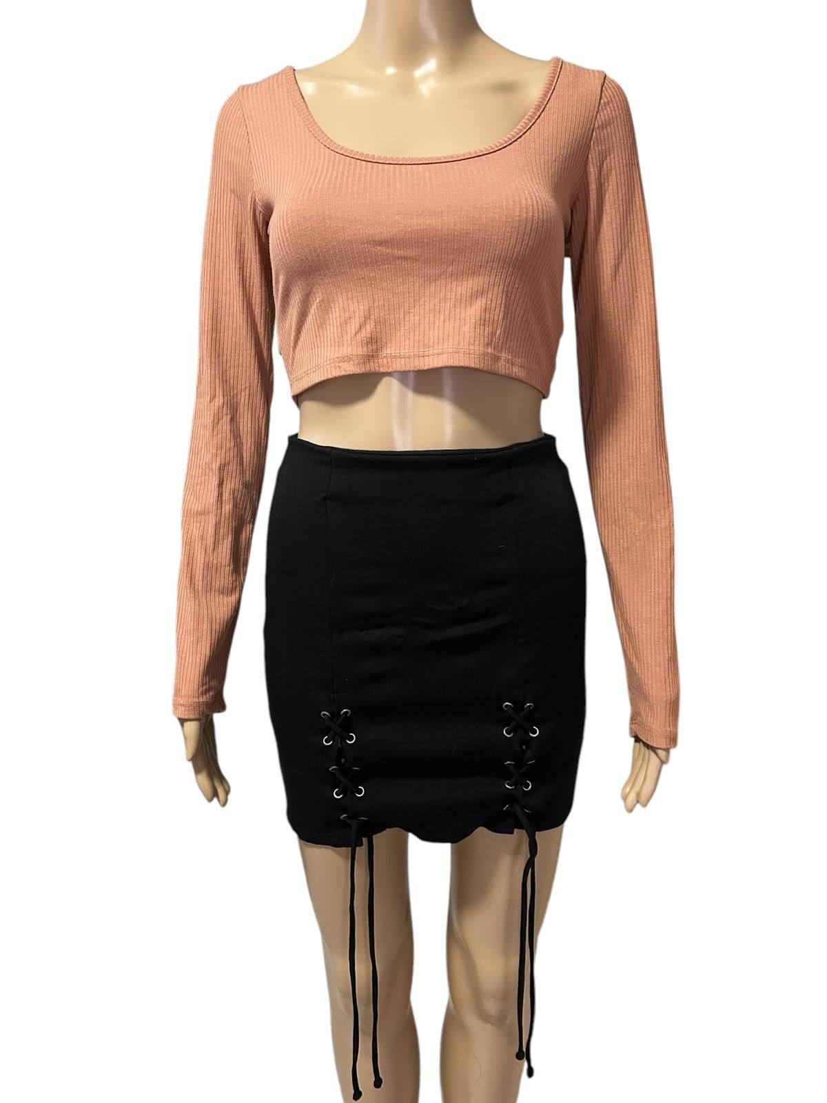 Designer Chic Pink Ribbed Crop Top Size M / US 6-8 / IT 42-44 - 1 Thumbnail
