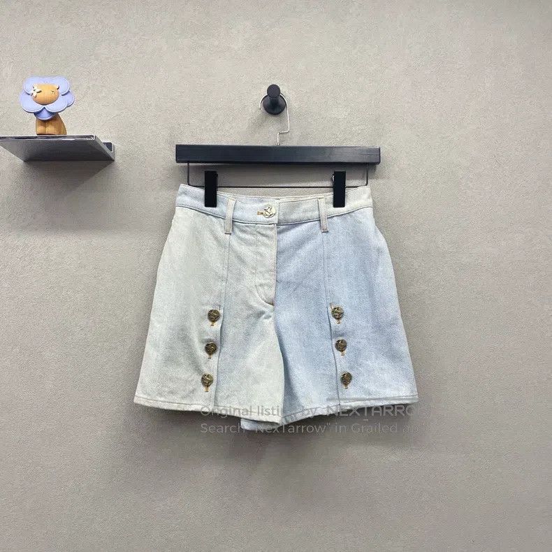 Chanel Chanel Water double-breasted buttoned straight casual shor Size 42" / US 20 - 1 Thumbnail