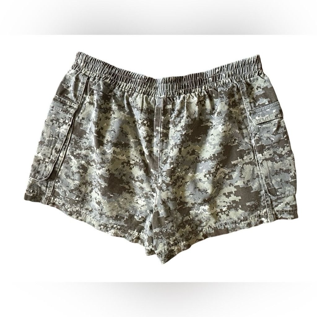 Forever 21 Forever 21+ CARGO SHORT Camo Olive Green Gray Women 1X. Size 24" / US 00 / IT 34 - 12 Thumbnail