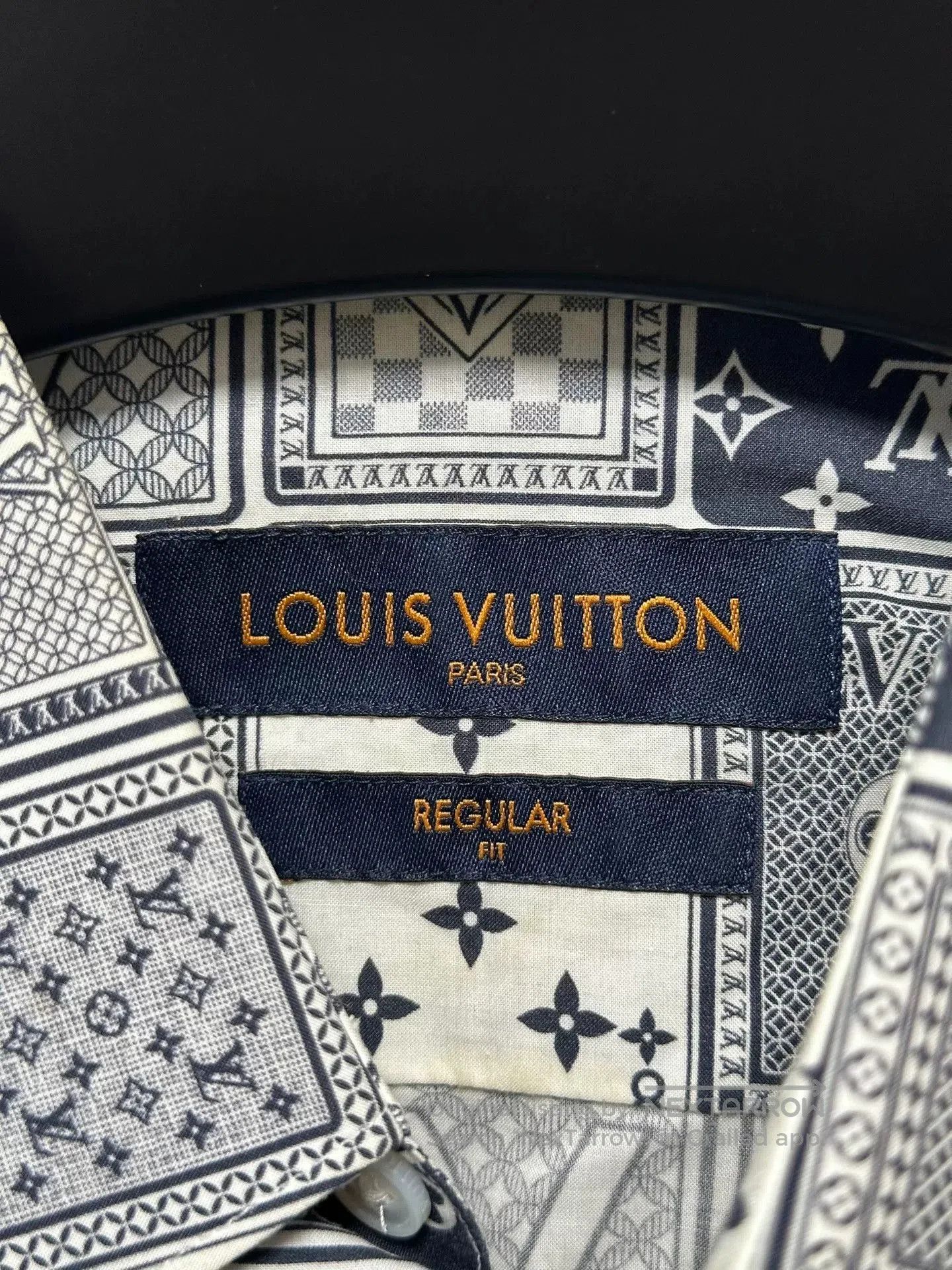 Louis Vuitton Louis Vuitton Monogram Playing Card Print Shirt. Size US L / EU 52-54 / 3 - 3 Thumbnail