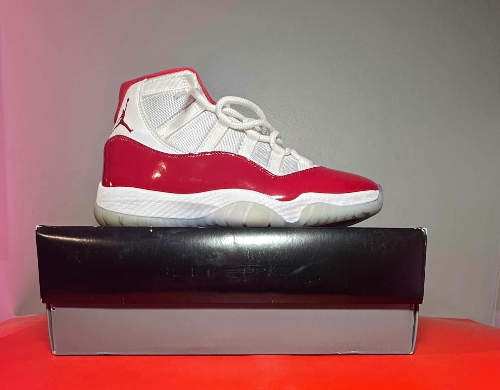 Jordan Brand Size 10.5 - Jordan 11 Retro High Cherry Size US 10.5 / EU 43-44 - 1 Thumbnail