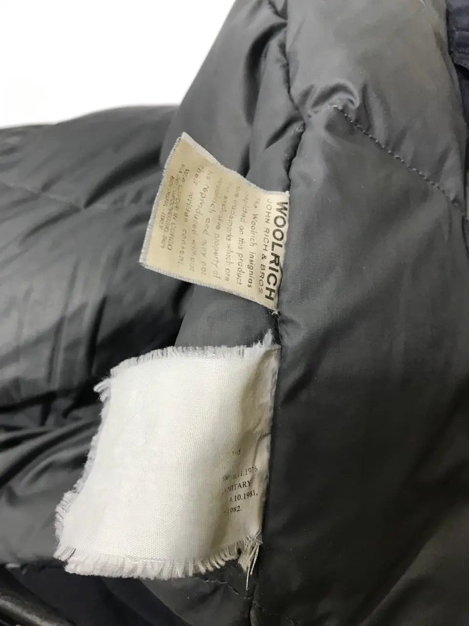 Woolrich Woolen Mills Woolrich down jacket size M Size US M / EU 48-50 / 2 - 10 Thumbnail