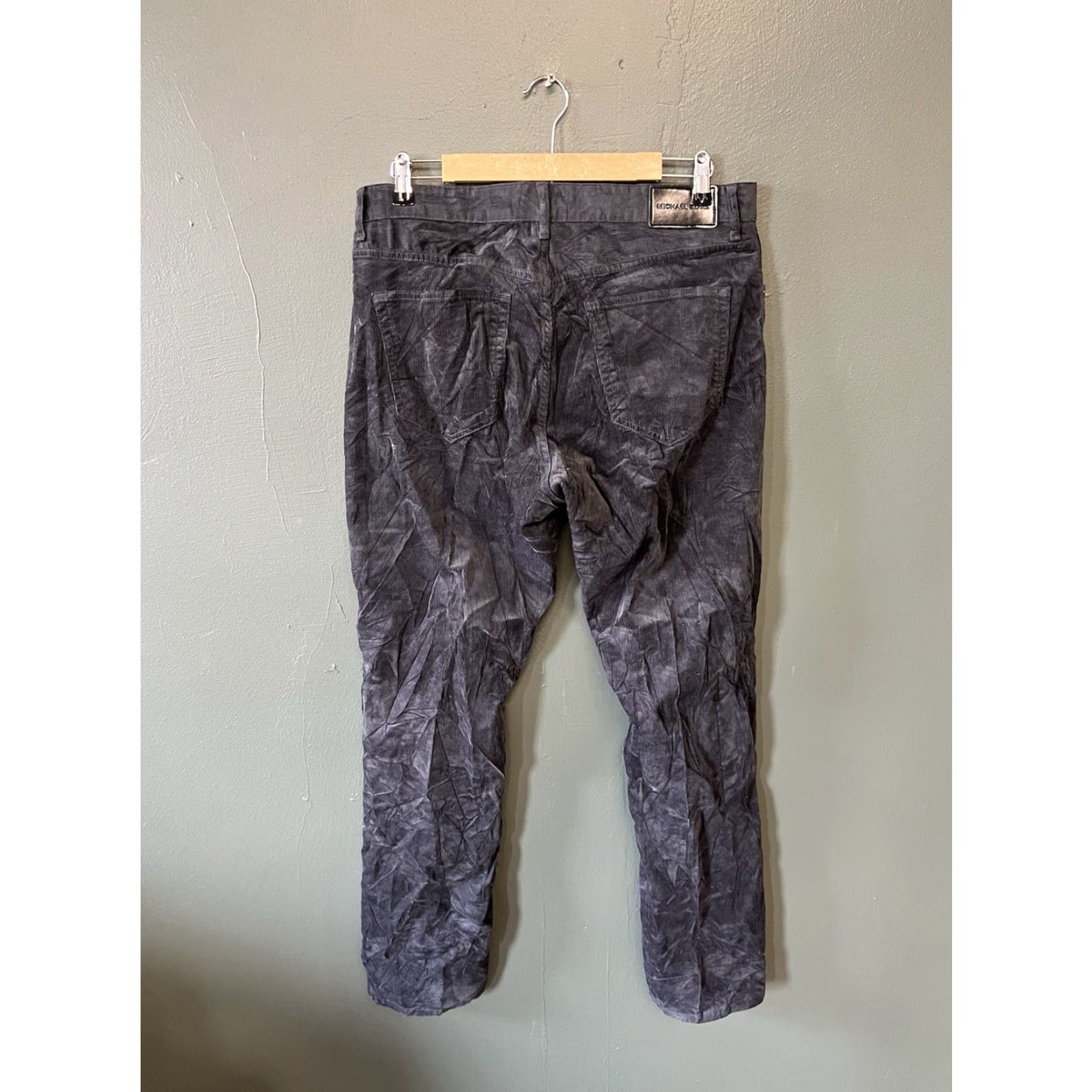 Michael Kors Michael Kors Mens Gray Corduroy Straight Leg Pants 34 x 32 Classic Fit Chino Pants Mens Grey Corduroy Straight Leg 34 32 Size US 34 / EU 50 - 2 Thumbnail