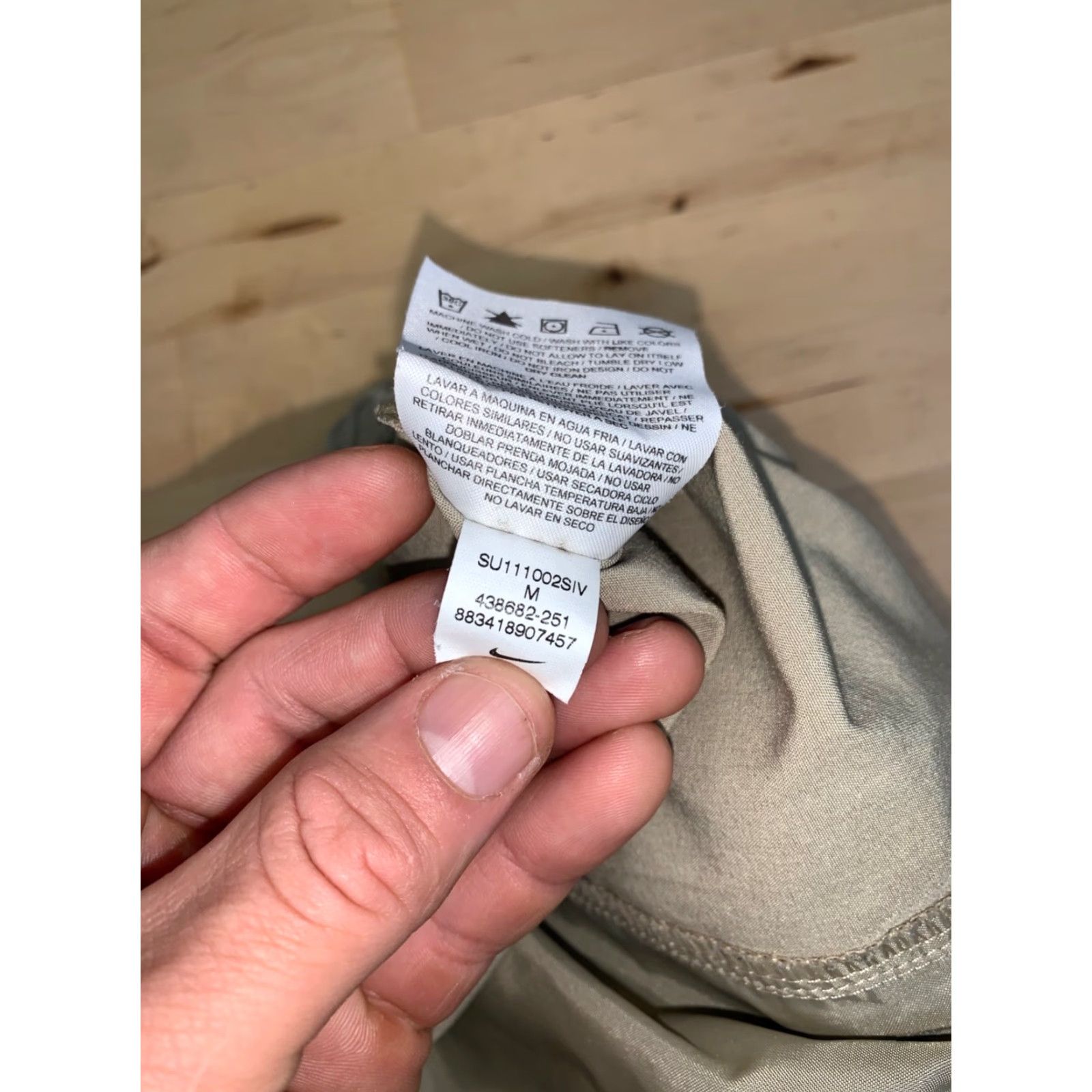 Nike **Nike Mens M Beige Gym Shorts Drawstring Activewear Training** User: **Nike Mens M Beige Drawstring Gym Shorts Activewear Training** Size US 31 - 4 Thumbnail
