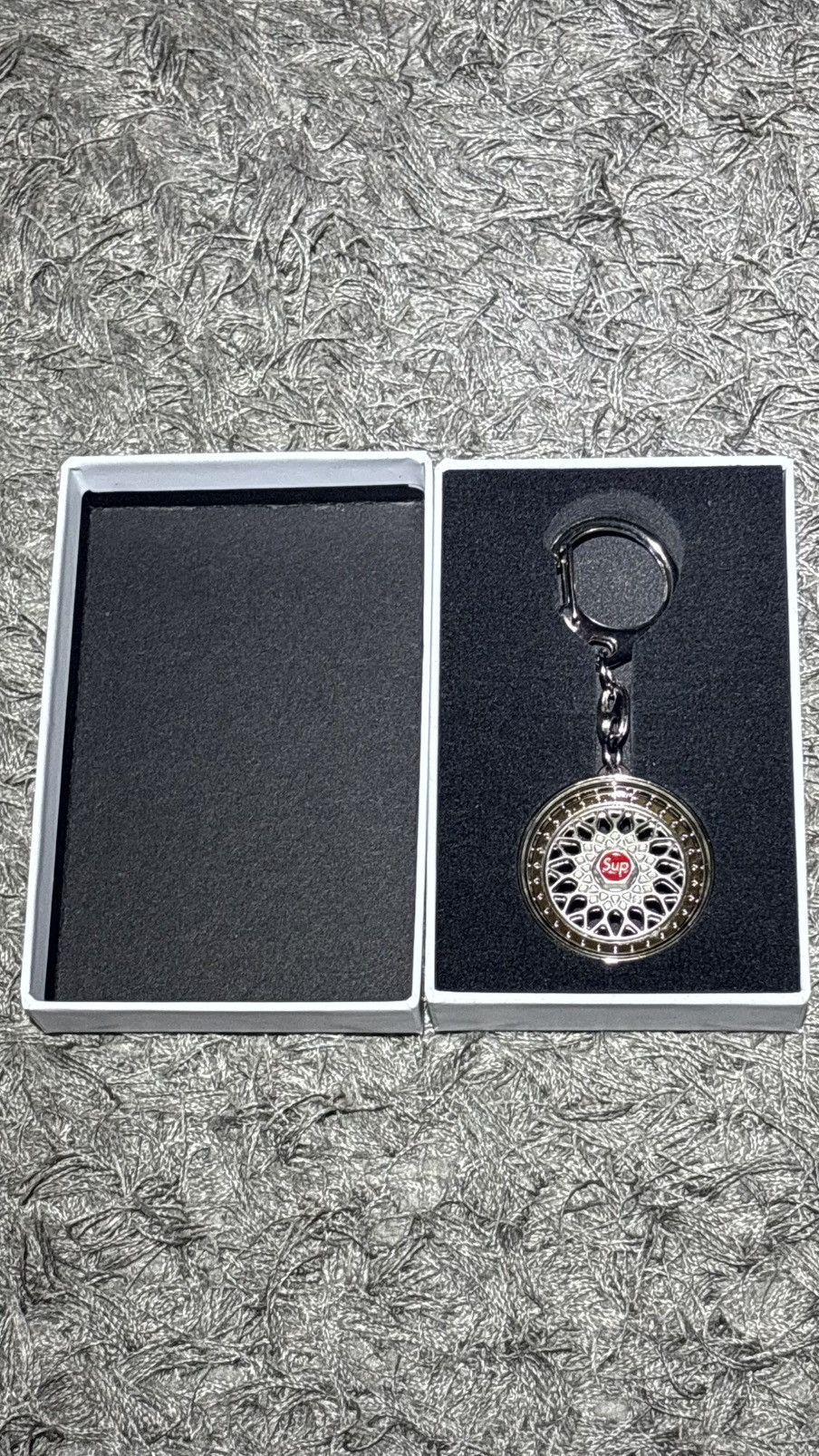 Supreme Supreme®/BBS “RS Rim” Keychain (IN HAND) [F/W 2025, Week 11] Size ONE SIZE - 5 Thumbnail