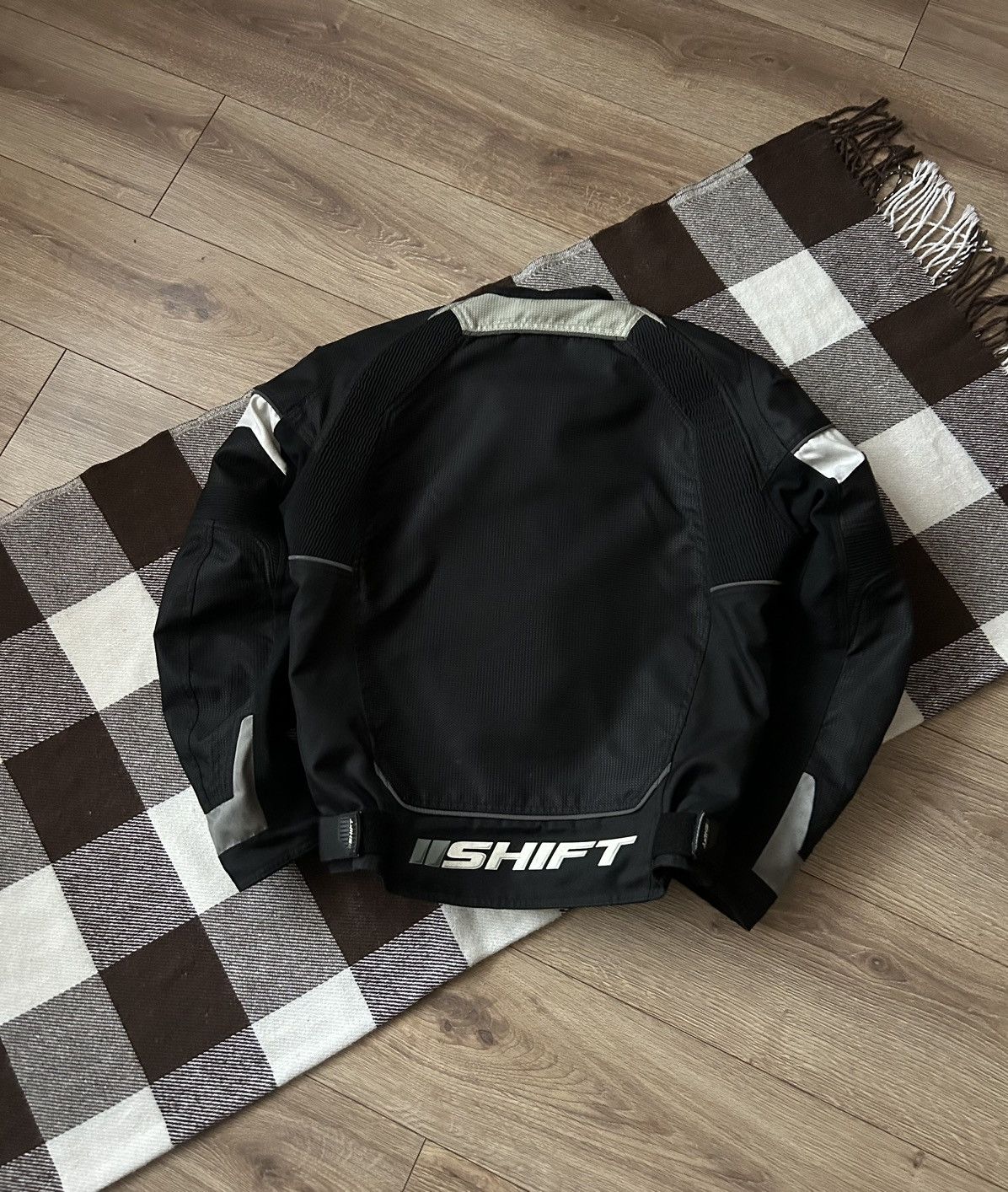 NASCAR Vintage Shift big logo racing nascar mens y2k rare Size US M / EU 48-50 / 2 - 2 Thumbnail