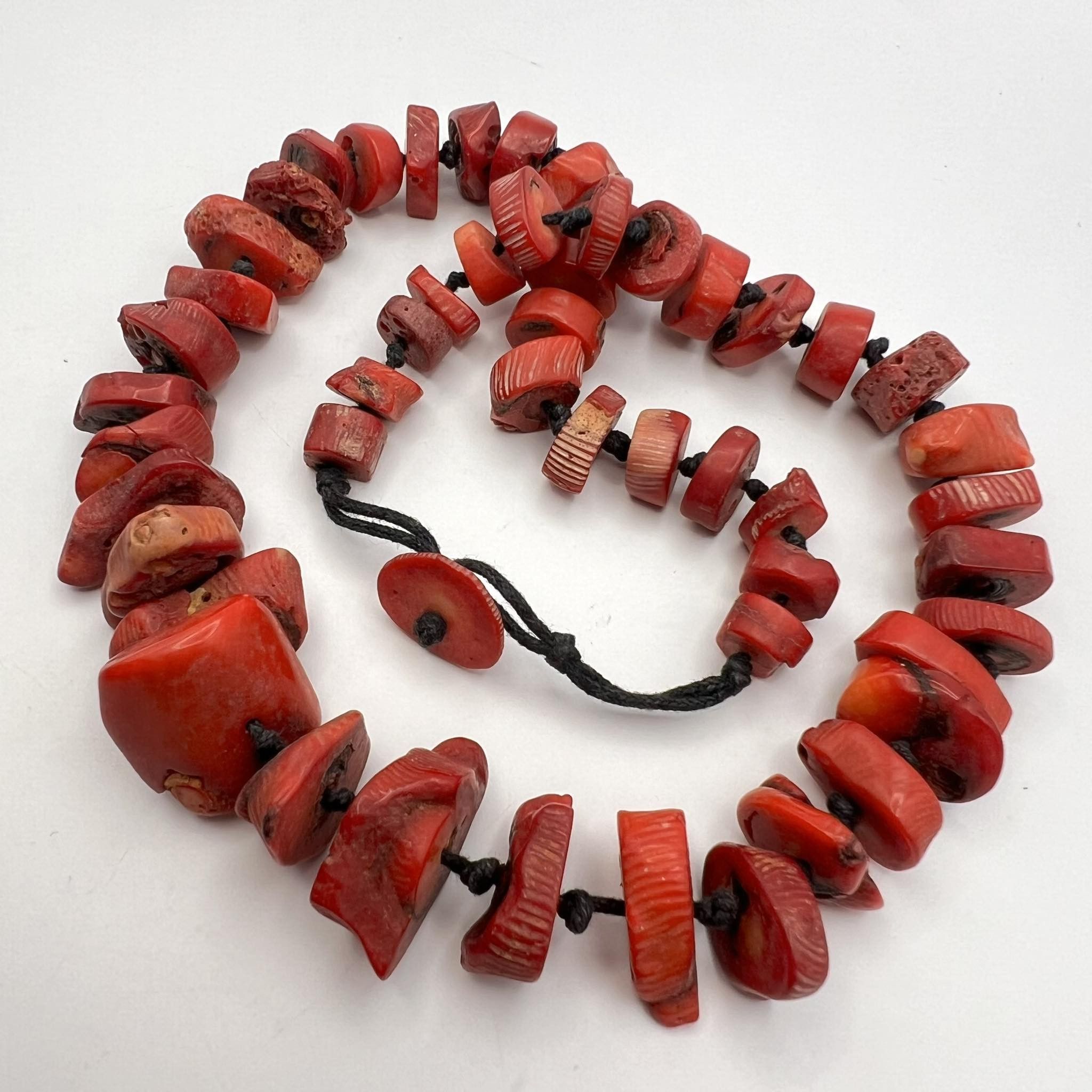 Vintage Vintage Women Jewelry Necklace Bead Natural Red Coral 101 gr Size ONE SIZE - 6 Thumbnail
