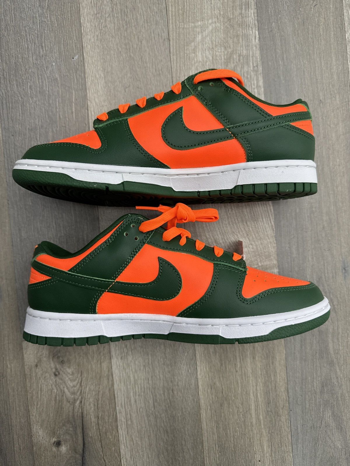 Nike Nike Dunk Low Miami Hurricanes Size US 8 / EU 41 - 2 Thumbnail