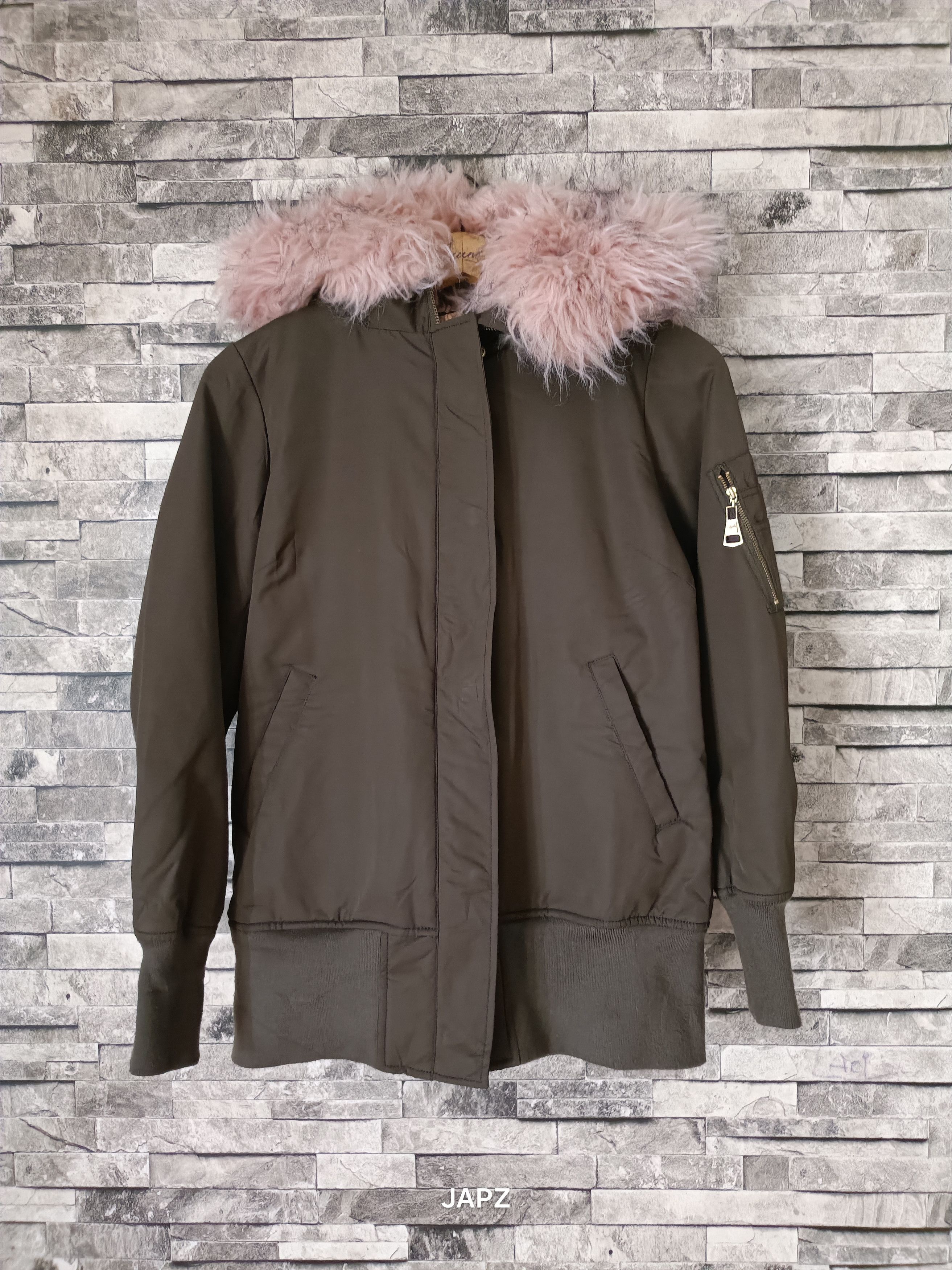 Japanese Brand Rady fluffy faux fur hybrid bomber jacket Size ONE SIZE - 1 Thumbnail