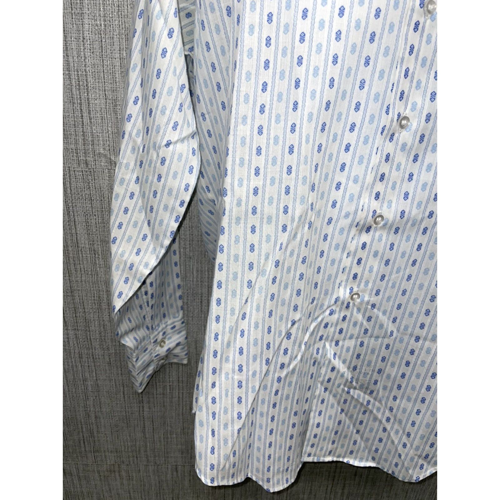 Vintage Manhattan Dura Brite Torque Polyester Blend Blue Button Down Shirt Mens M 15-33 Size US M / EU 48-50 / 2 - 7 Thumbnail