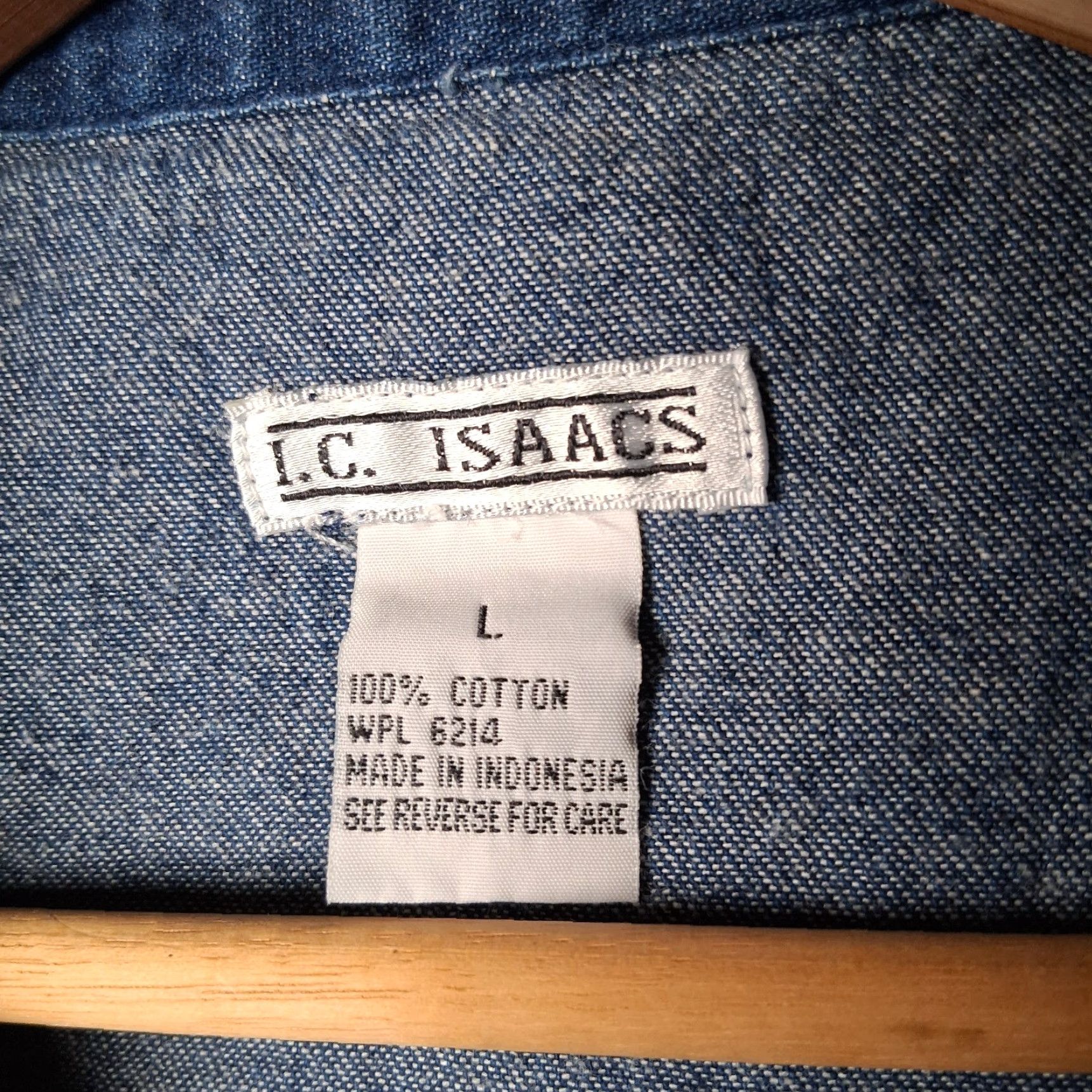 Denime VINTAGE I. C. Isaacs Vest Shirt Women L Blue Chambray Denim Floral Embroidered Sleeveless V-Neck Casual 90s Cottagecore Size L / US 10 / IT 46 - 3 Thumbnail