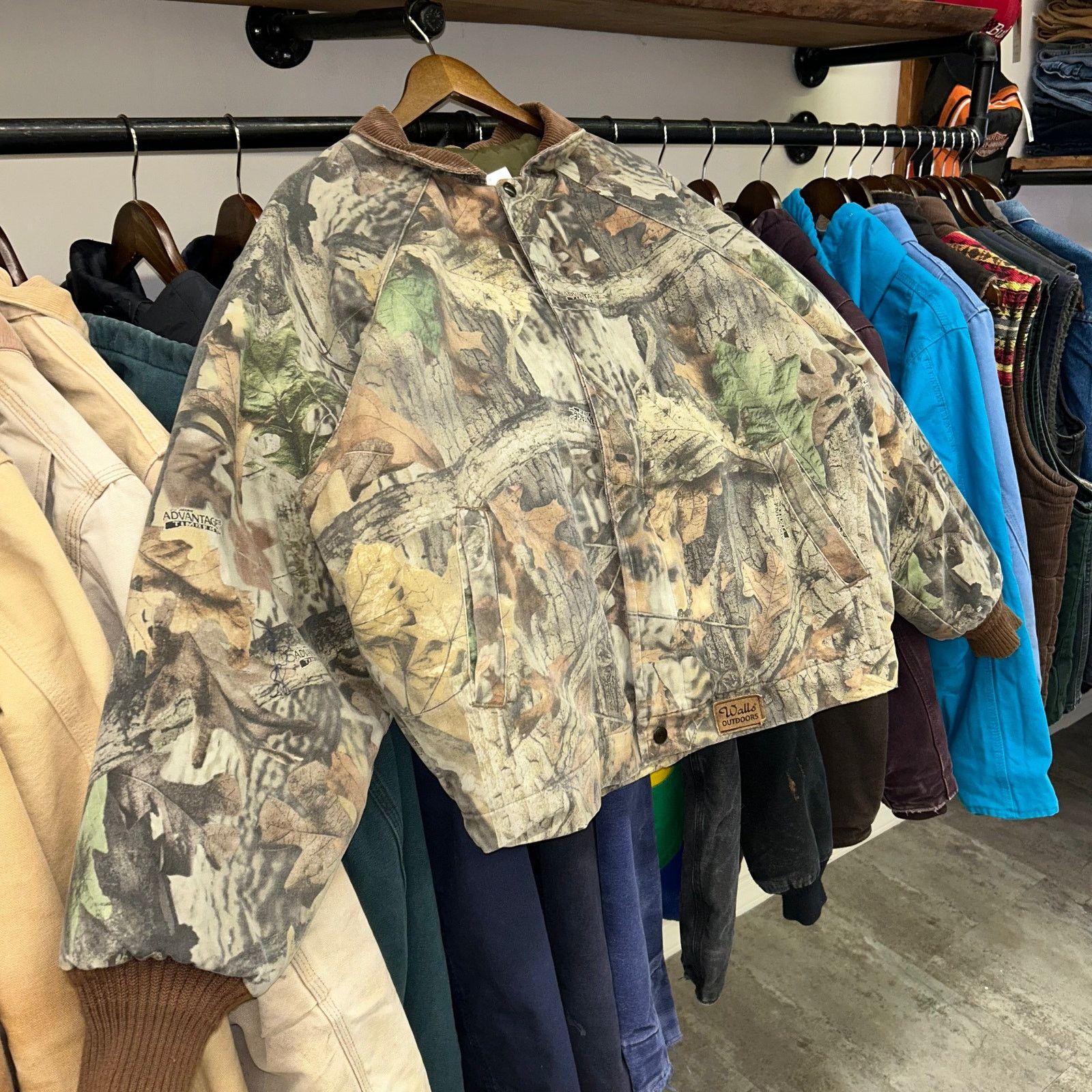 Vintage Walls Forest Camo Detroit Style Jacket Size Large