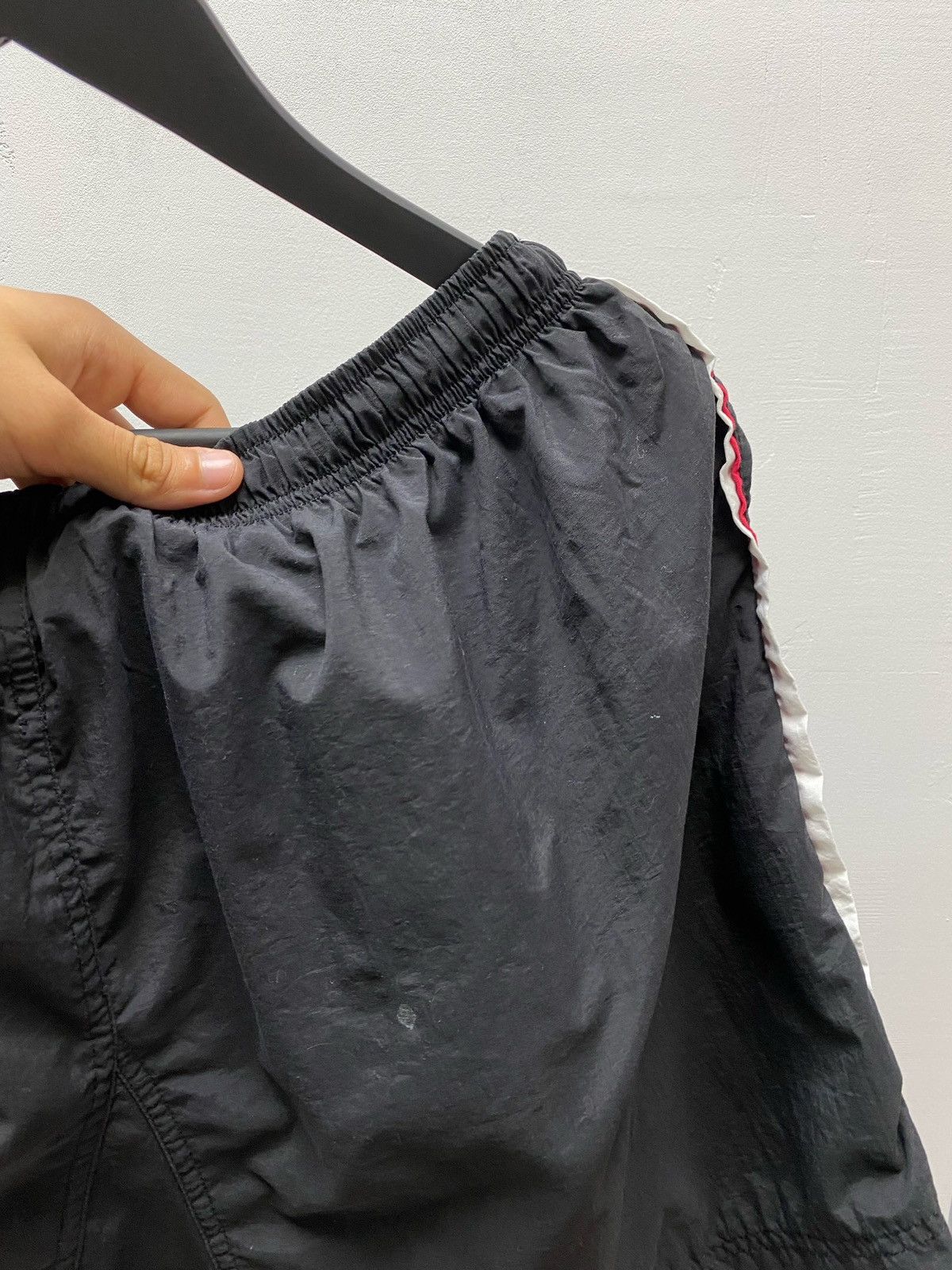 Nike × Vintage Vintage 99s Glasgow Rangers Soccer Shorts Football Size US 36 / EU 52 - 14 Thumbnail