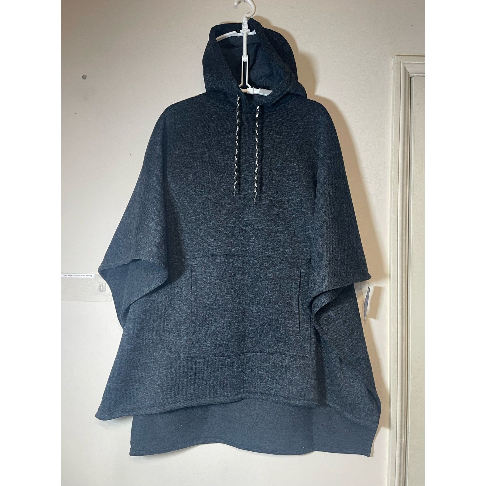 American Rag Cie Women's Hooded Wing-Like-Sleeve Fleece XL