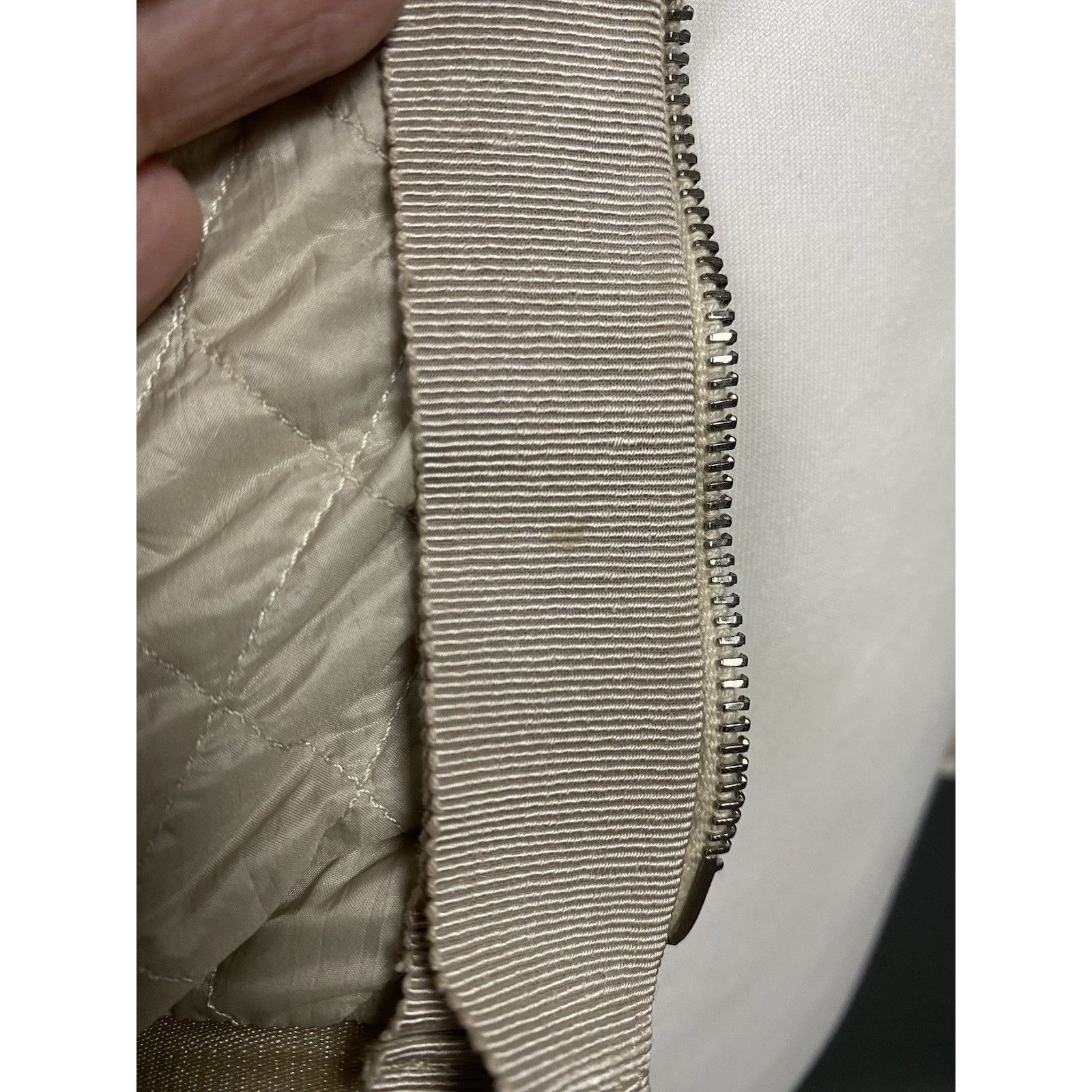 Moncler Moncler Eliane Giubbotto Women's Beige Quilted Jacket Size 0 Size XS / US 0-2 / IT 36-38 - 9 Thumbnail