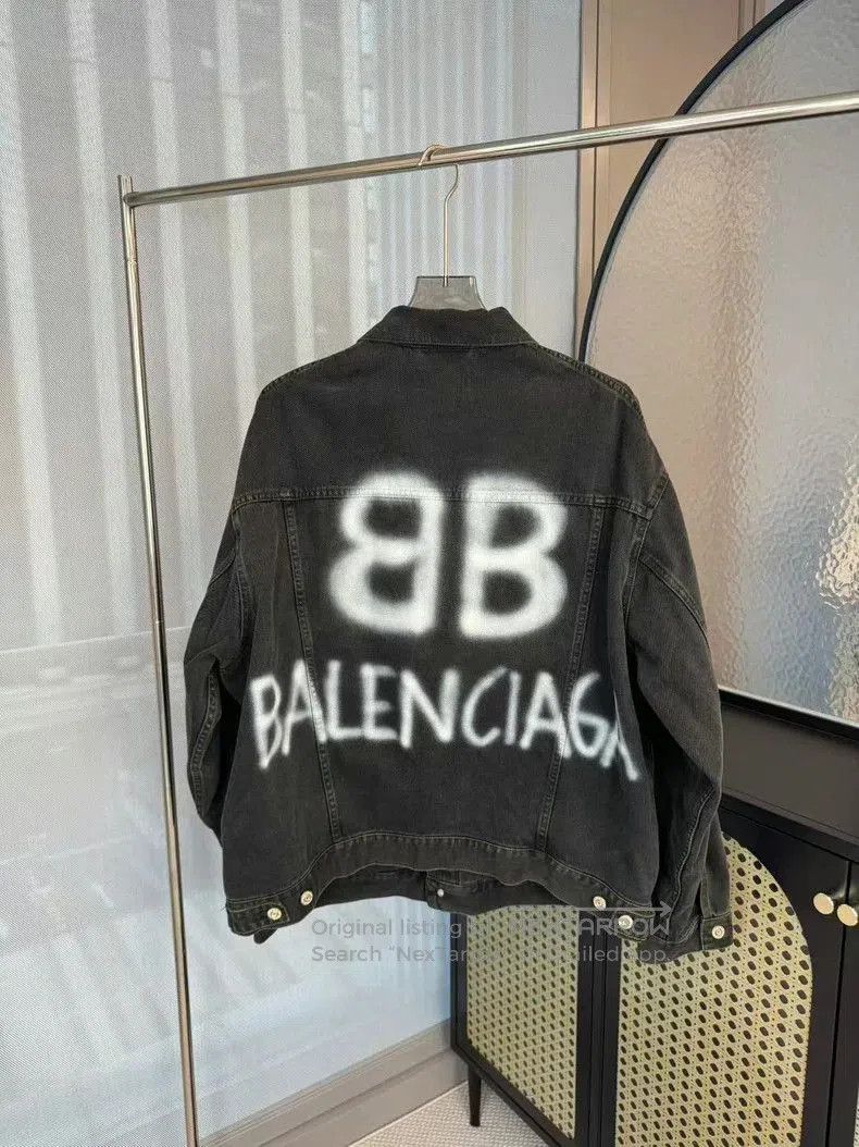 Balenciaga Balenciaga Luminous Double B Denim Jacket XS. Size US XS / EU 42 / 0 - 2 Thumbnail