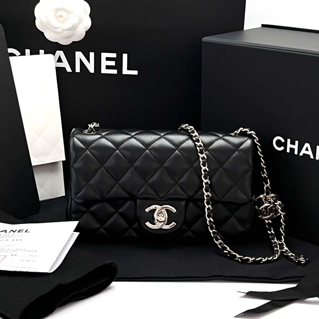Chanel Pre-loved Bag Very good condition Size ONE SIZE - 1 Thumbnail