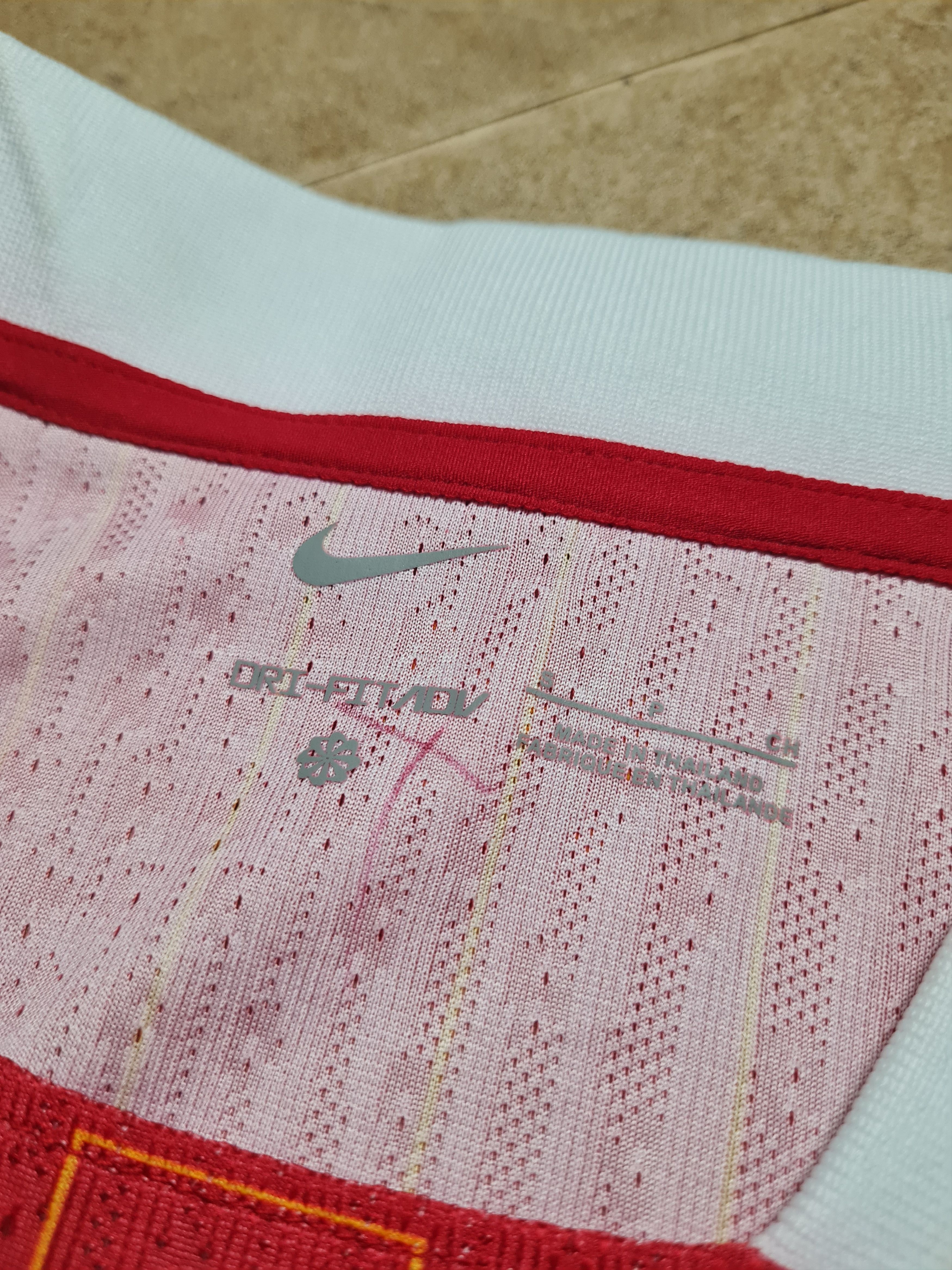 Nike Nike Liverpool FC 2024/25 Home Jersey Match Day Dri-FIT ADV Size US S / EU 44-46 / 1 - 21 Thumbnail