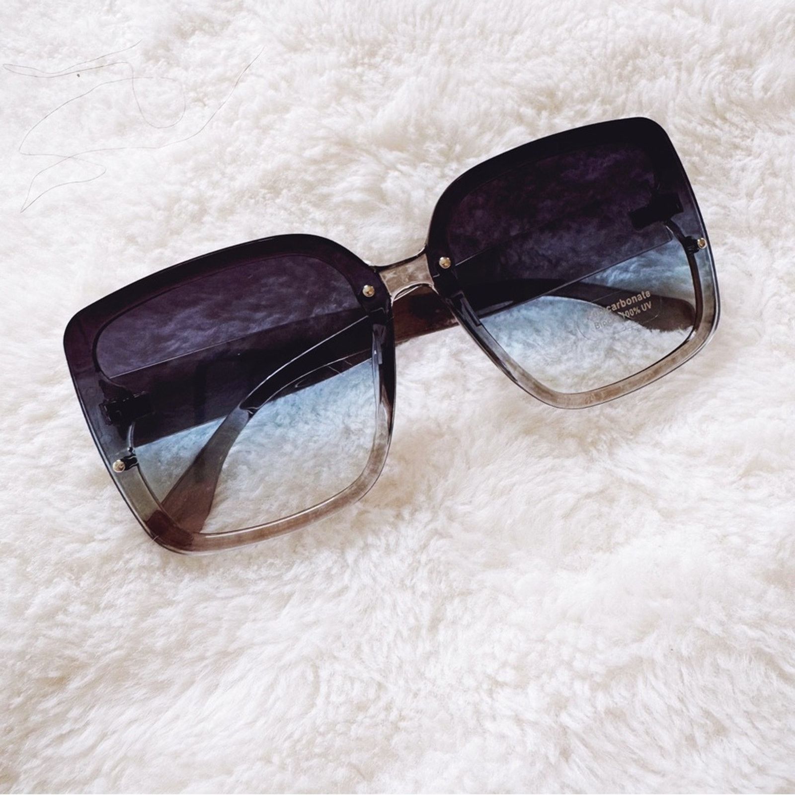 Other Abby Clear Blue Square Frame Sunglasses Size ONE SIZE - 3 Thumbnail