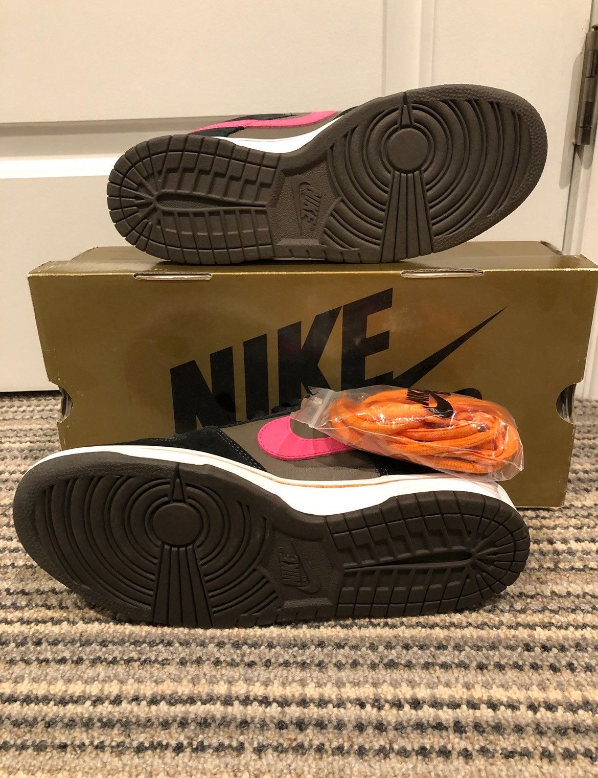 Nike NIKE DUNK LOW PRO SB 720 Size US 9 / EU 42 - 6 Thumbnail