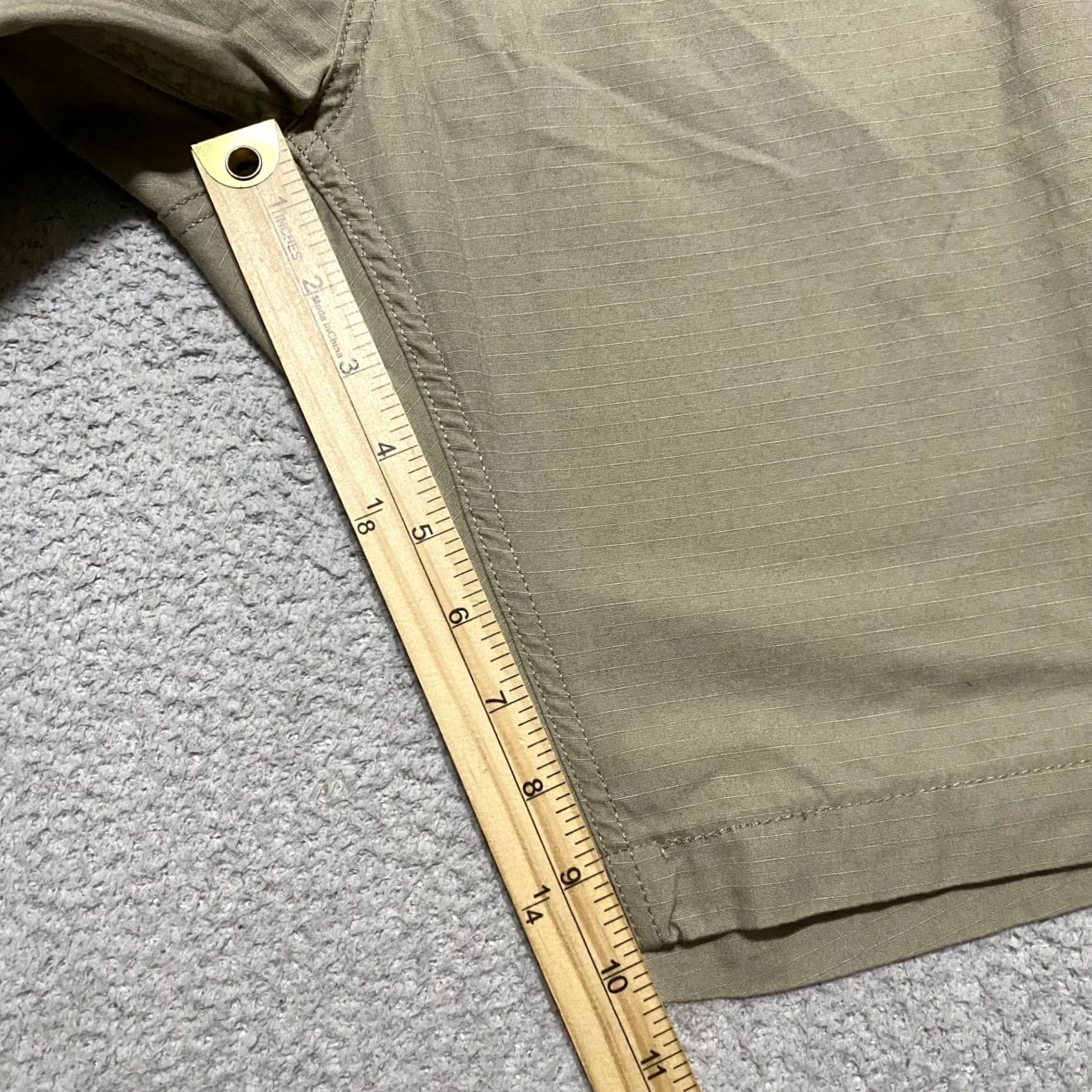 Levi's Levi's Mens Cargo Shorts Beige 52 Inseam 10" Cotton Ripstop Pocket Pockets Logo Utility Work Beltloop Wide 52 Regular Mens Beige Cargo Shorts Size US 36 / EU 52 - 6 Thumbnail