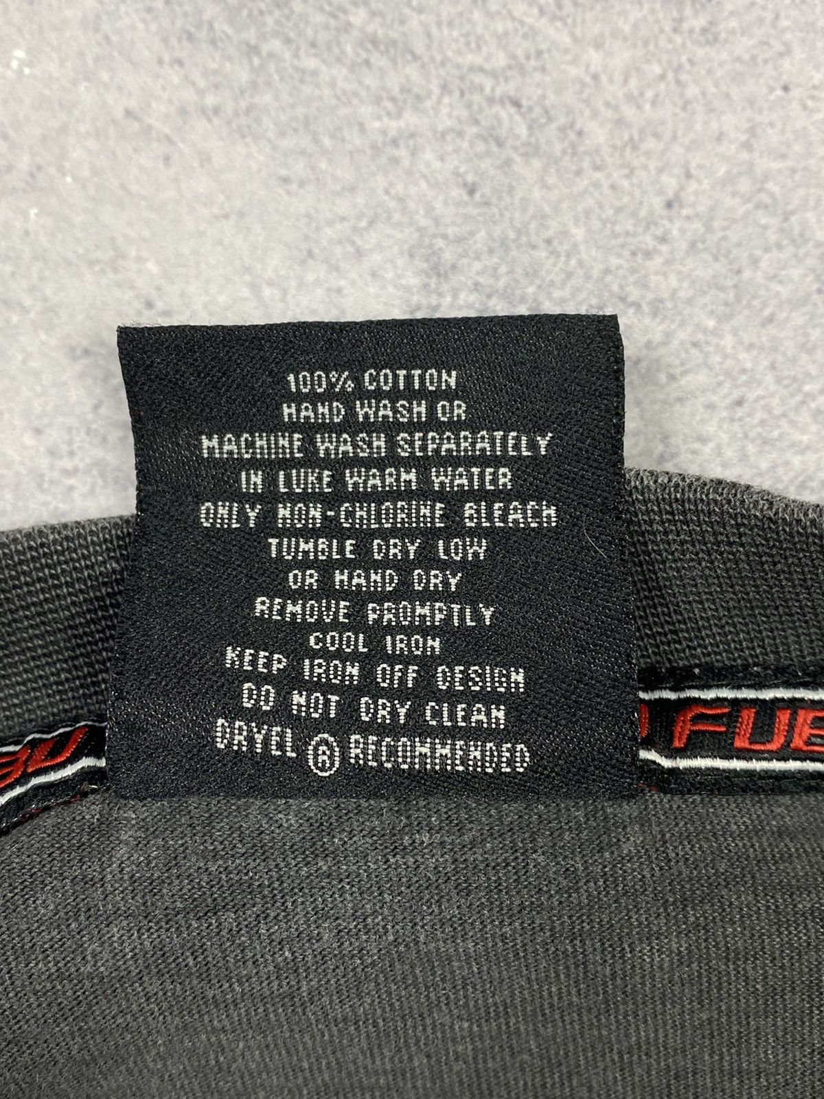 Fubu Fubu Jeans Big Logo Distressed Rap USA Hip Hop T Shirt Size US M / EU 48-50 / 2 - 16 Thumbnail