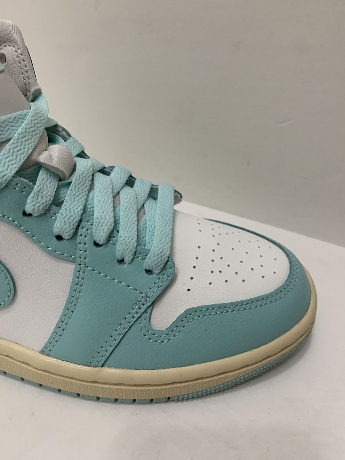 Jordan Brand AIR JORDAN 1 MID Size US 6 / IT 36 - 18 Thumbnail