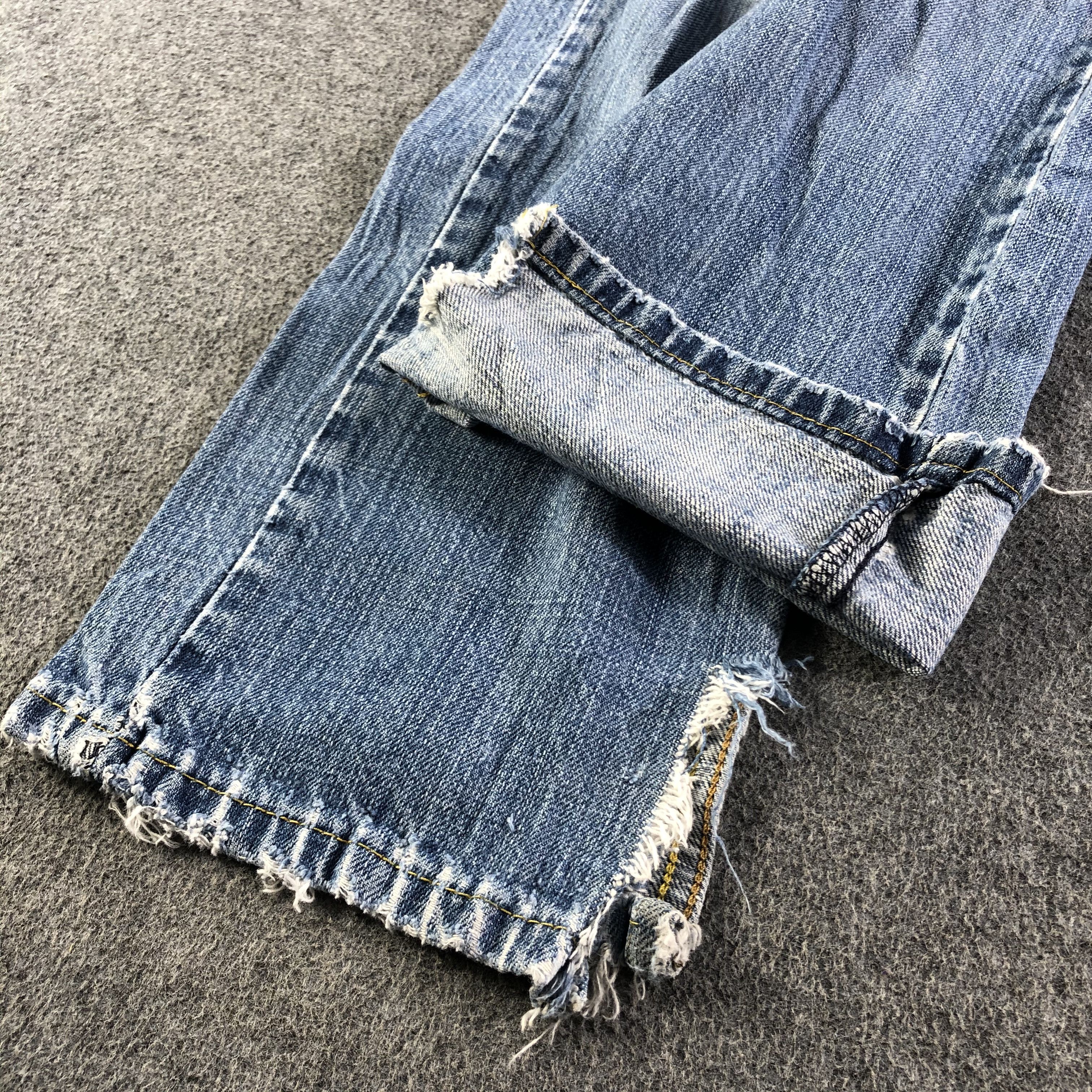 Levi's Vintage Blue Wash Levis 514 Jeans-J3146 Size US 31 - 7 Thumbnail