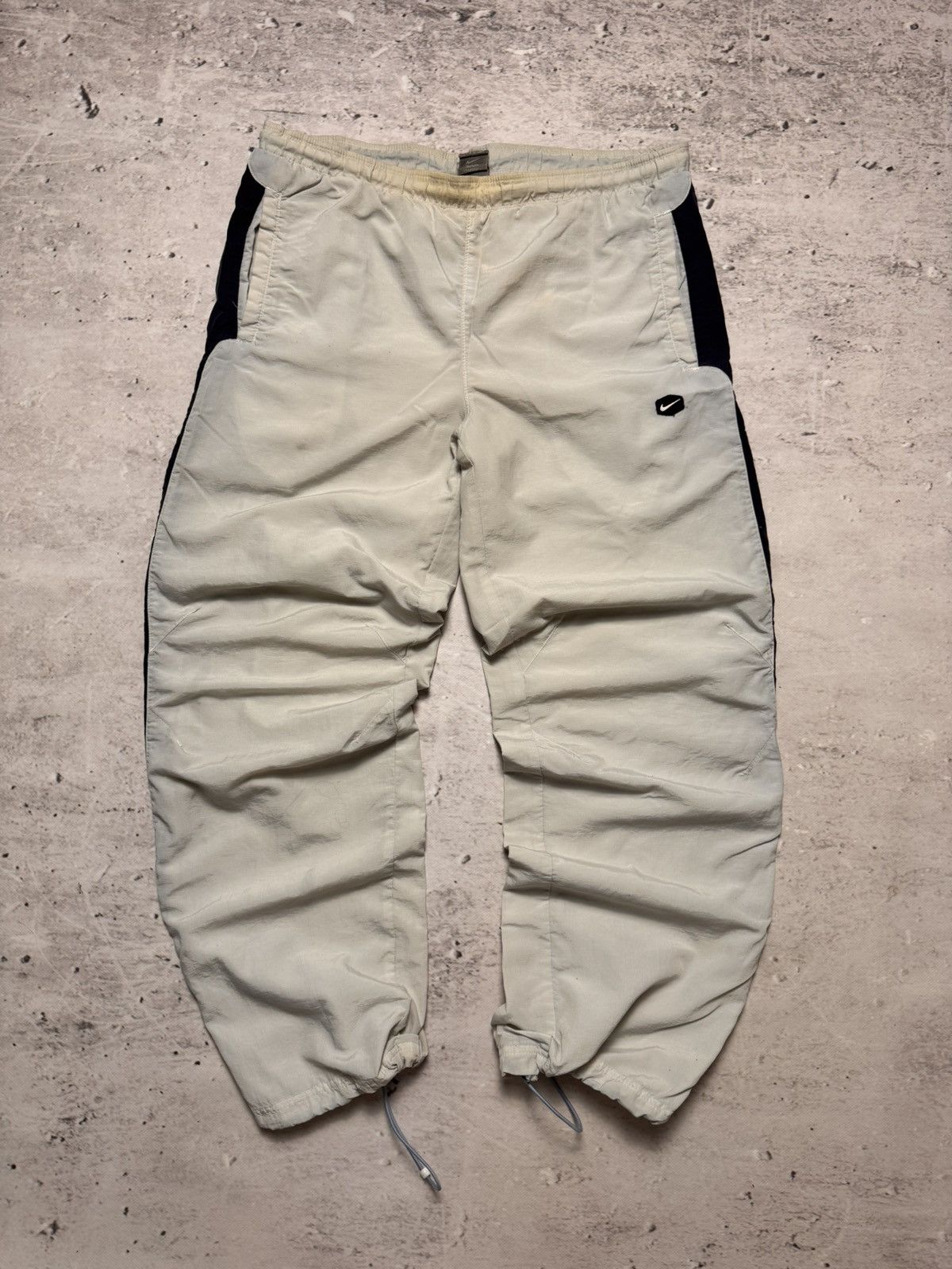 Nike × Vintage NIKE TN+ VINTAGE BASIC LOGO OVERSIZE BAGGY PANTS Size US 32 / EU 48 - 2 Thumbnail