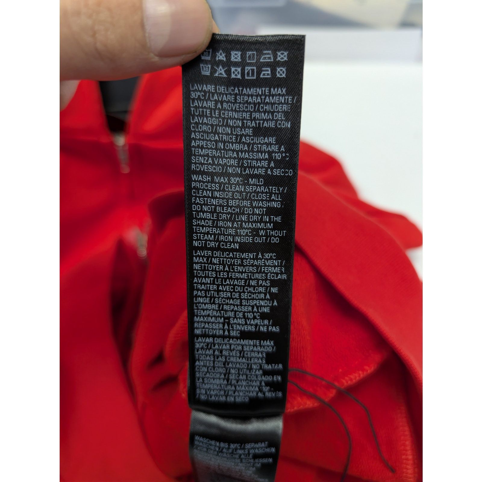 Balenciaga × Under Armour o1rshd1 Zip up Hoodie in Red Size US S / EU 44-46 / 1 - 19 Thumbnail
