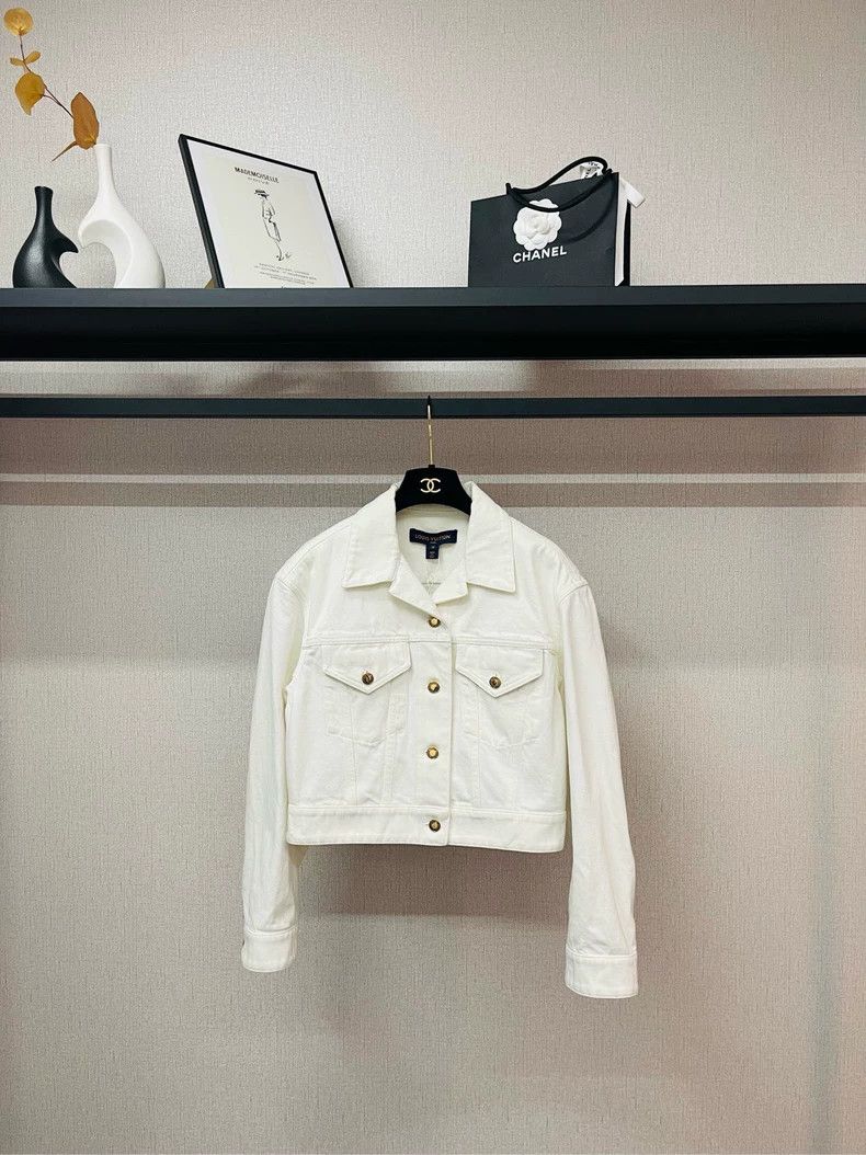 Louis Vuitton white cropped denim jacket by louis vuitton-dmc Size US M / EU 48-50 / 2 - 1 Thumbnail