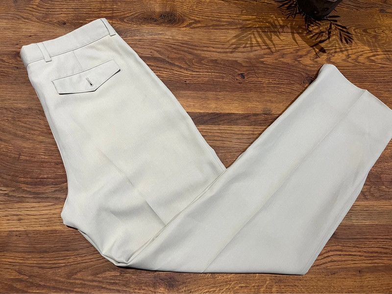 Burberry Burberry pleated pants Size US 32 / EU 48 - 2 Thumbnail