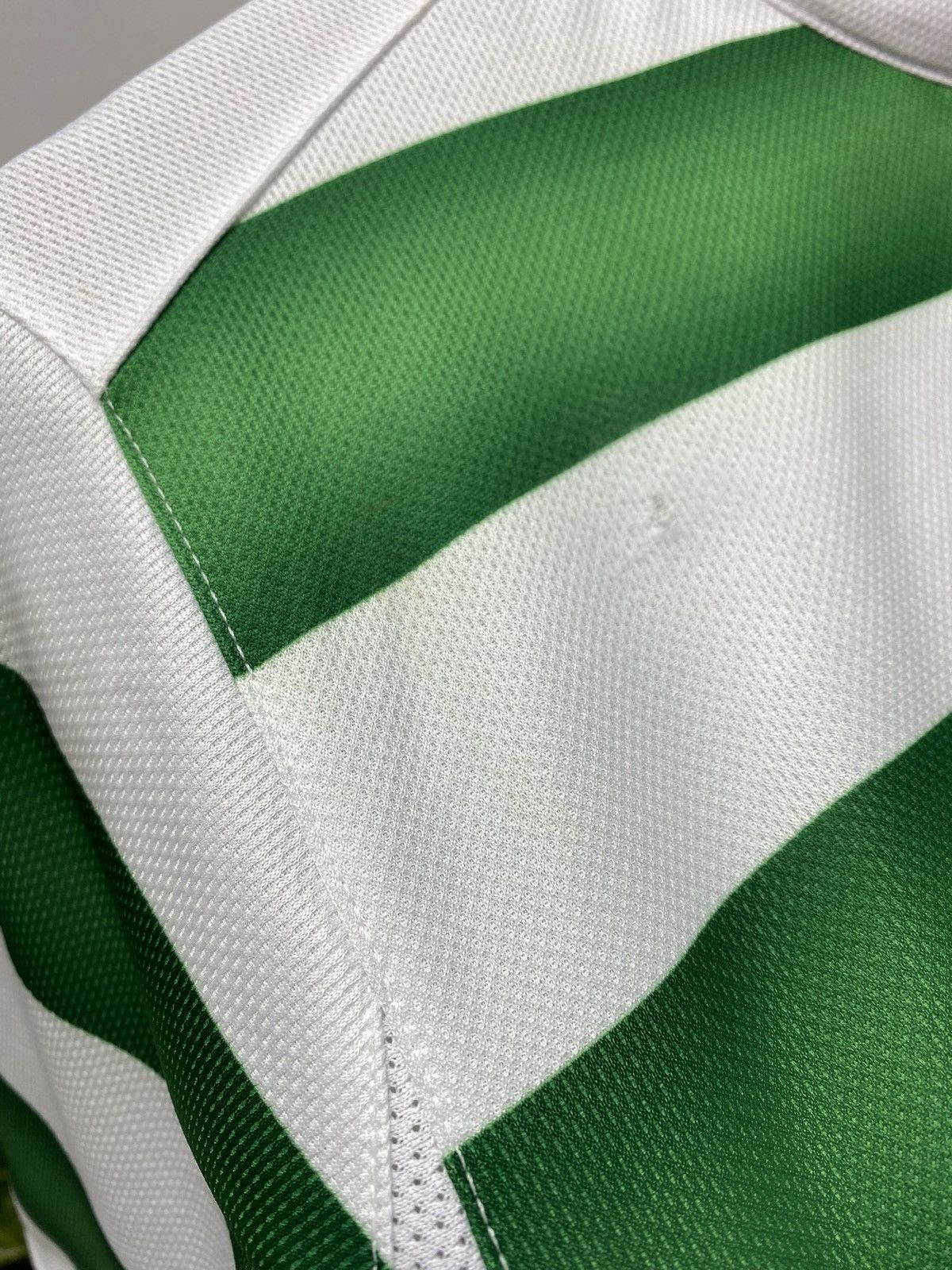 Vintage Vintage FC Celtic 2003-2004 Soccer Jersey Football Shirt Size US S / EU 44-46 / 1 - 15 Thumbnail