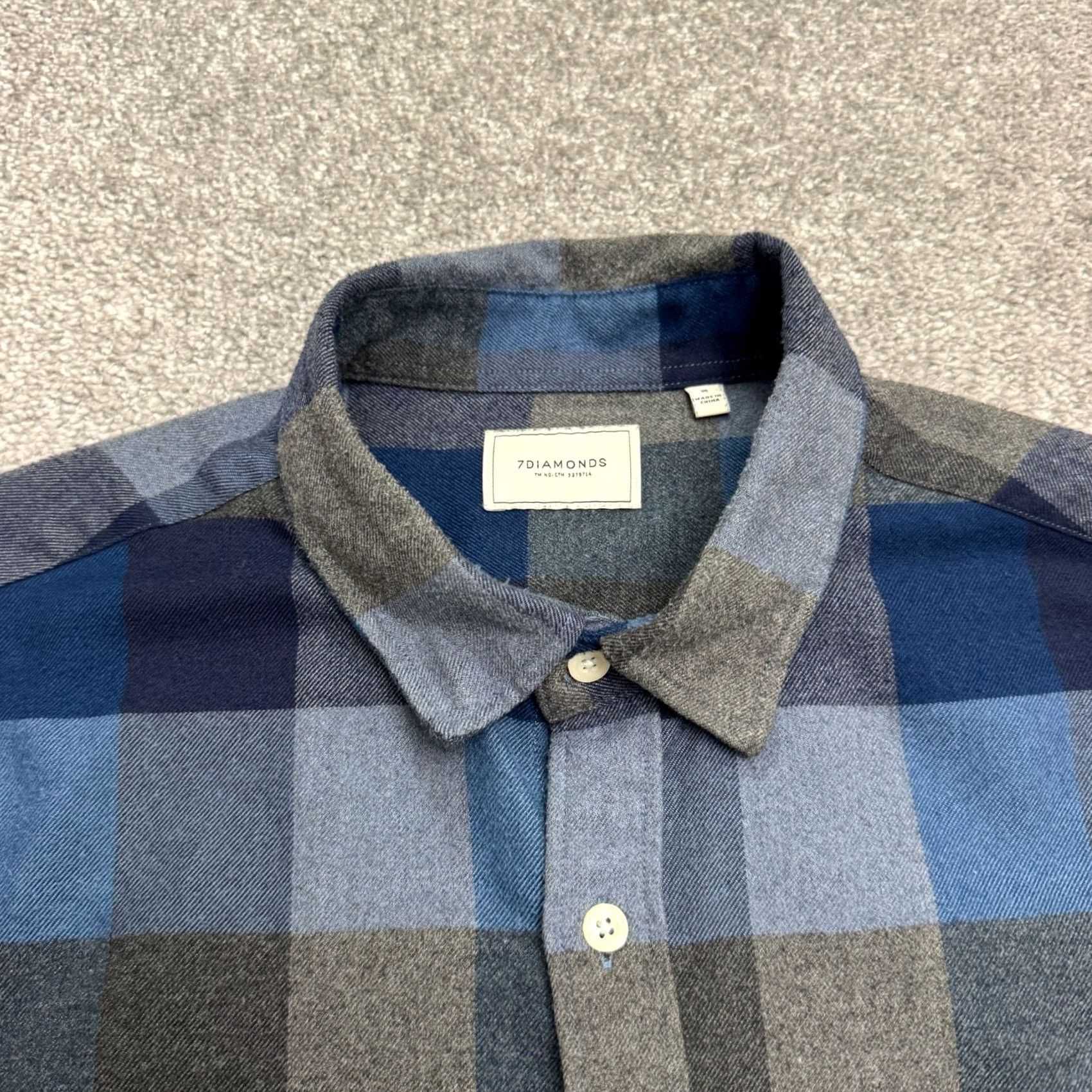 Vintage 7 Diamonds Shirt Mens Medium Blue Gray Buffalo Plaid Flannel Button Down Casual Workwear Western Size US M / EU 48-50 / 2 - 3 Thumbnail