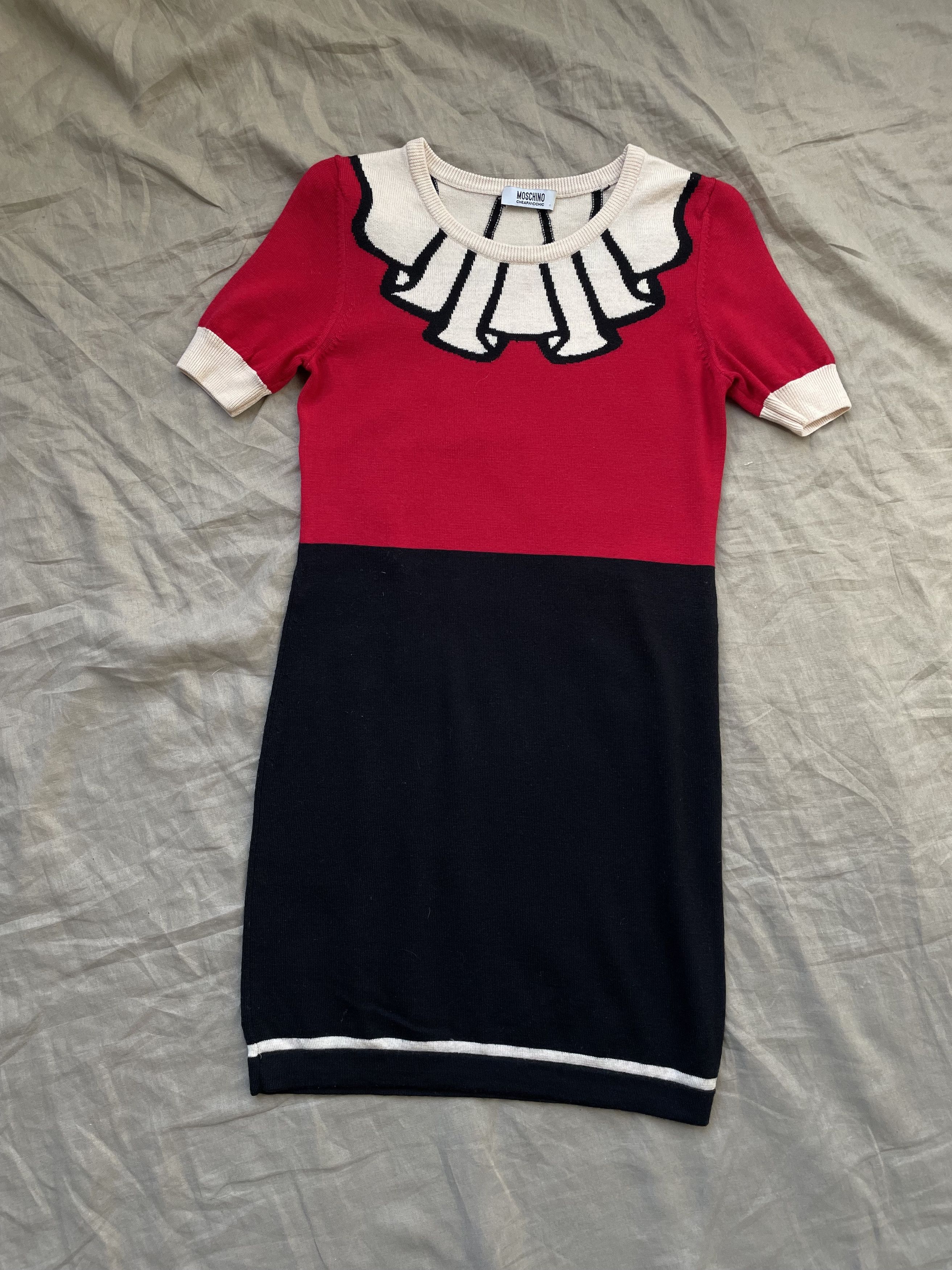 image of Archival Clothing x Moschino Cheap And Chic Vintage Print Knit Dress 6141Ac in Black/Red, Women's (