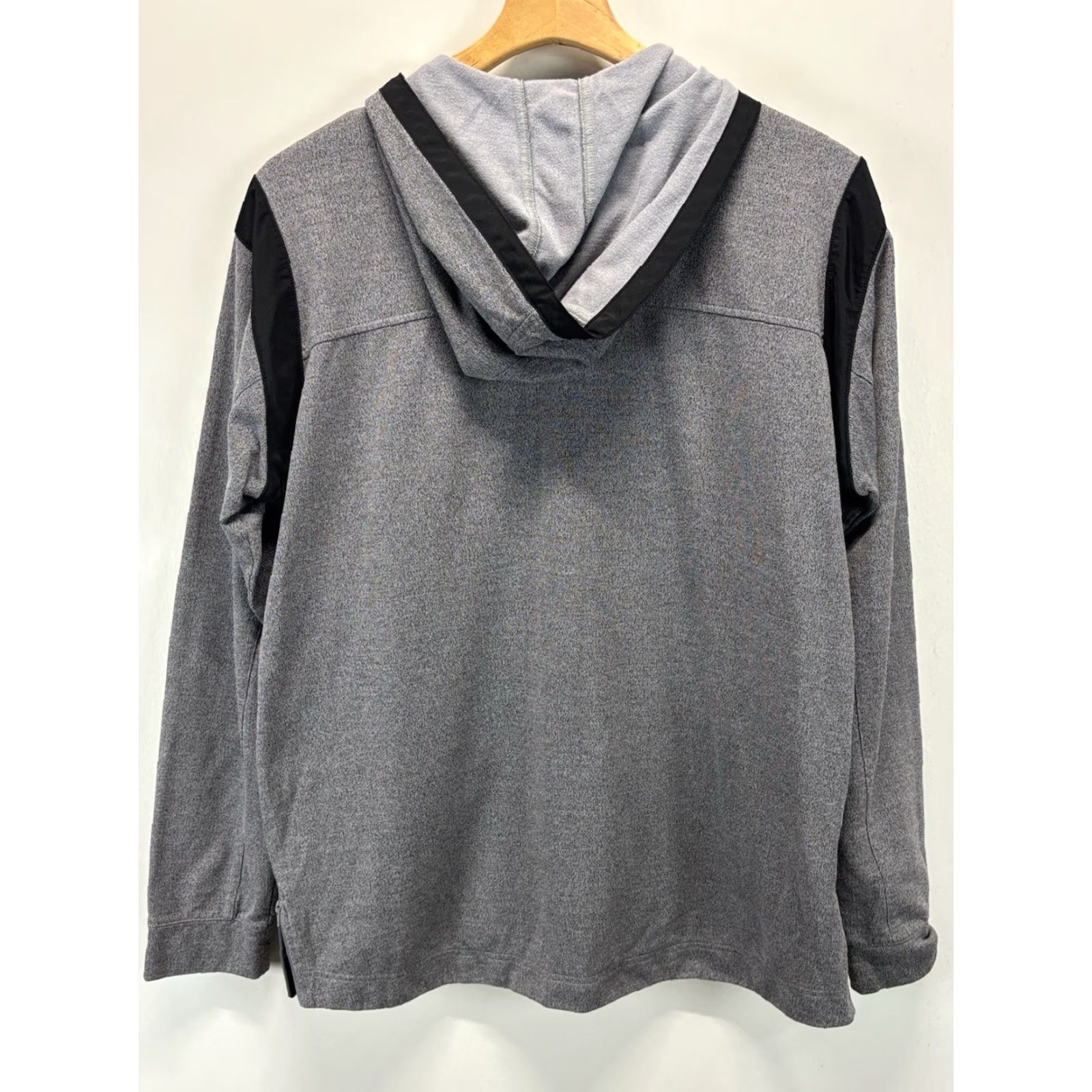 Adidas Adidas Full Zip Jacket Medium Men’s Grey Hood Track Lightweight Lightweight Grey Zip Jacket Men’s Sz M Track Jacket Adidas Full Zip Sweatshirt? Wait. Size US M / EU 48-50 / 2 - 3 Thumbnail