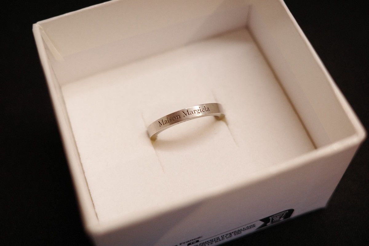 Maison Margiela Maison Margiela Logo Ring Size ONE SIZE - 1 Thumbnail